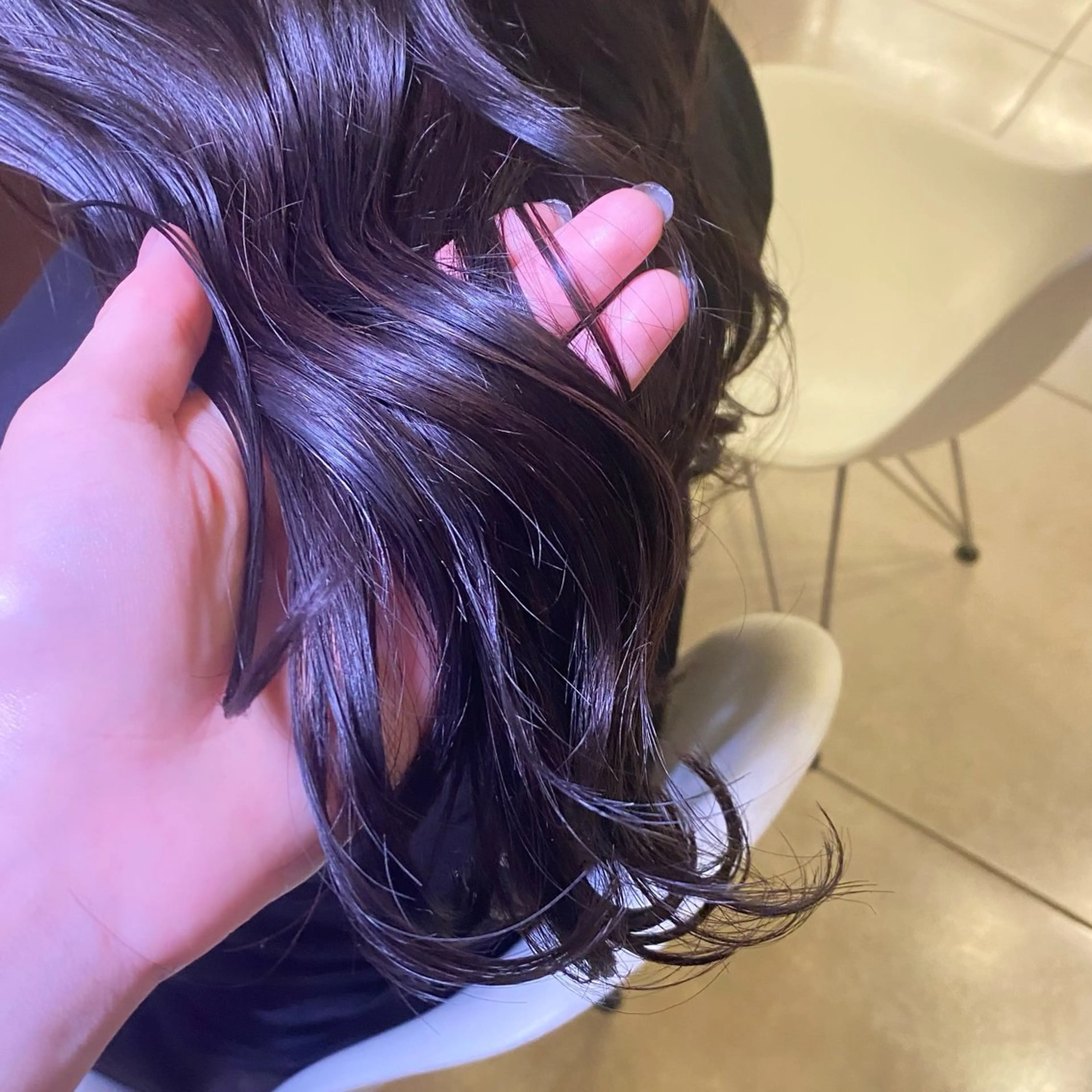 セミロング カラー 透明感カラー ラベンダーカラー 豊橋/菜月/ブリーチ /艶カラーハイトーンのヘアスタイル