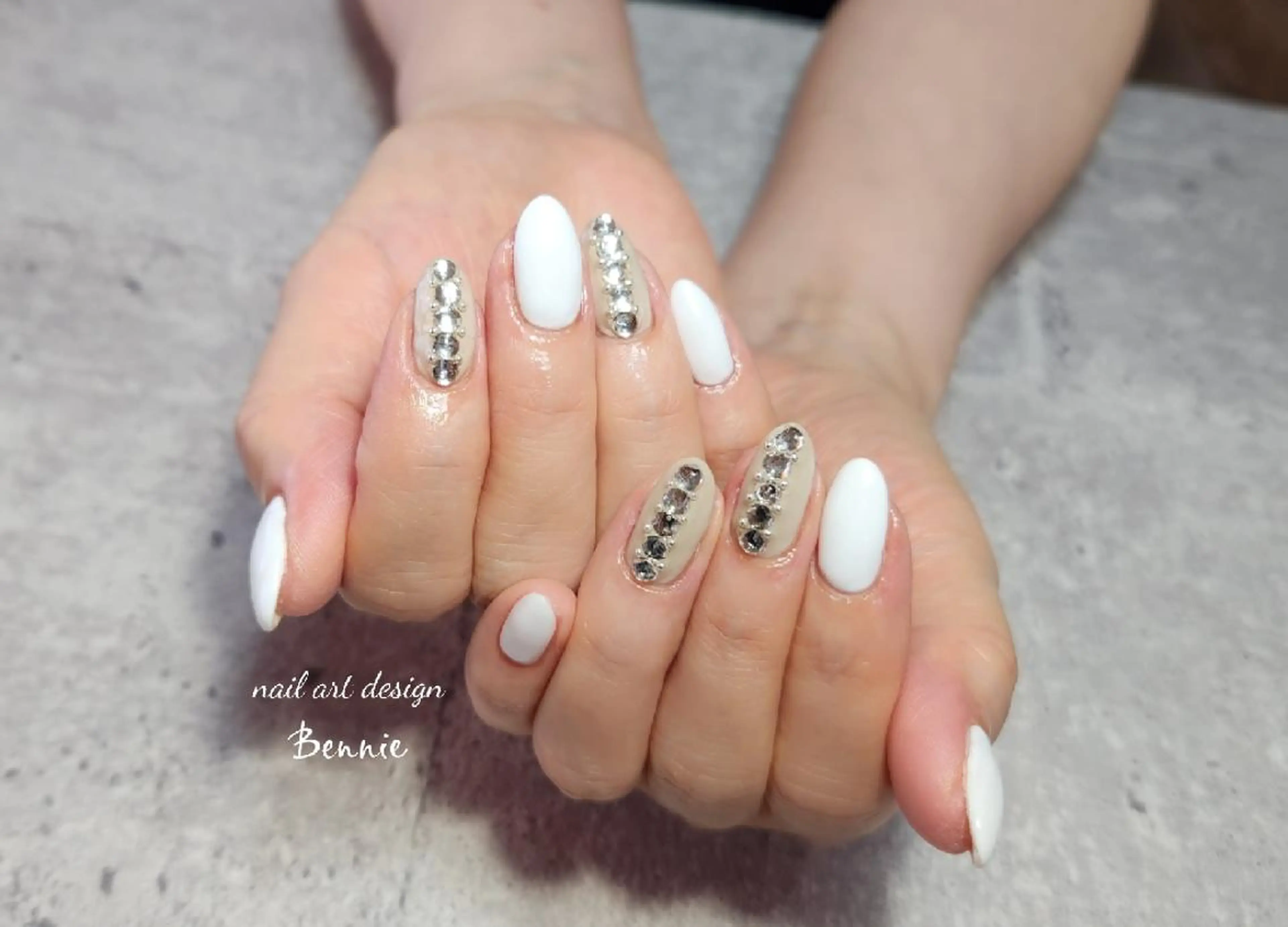 ネイル 持ち込み ハンドネイル   BENNIEのネイルデザイン