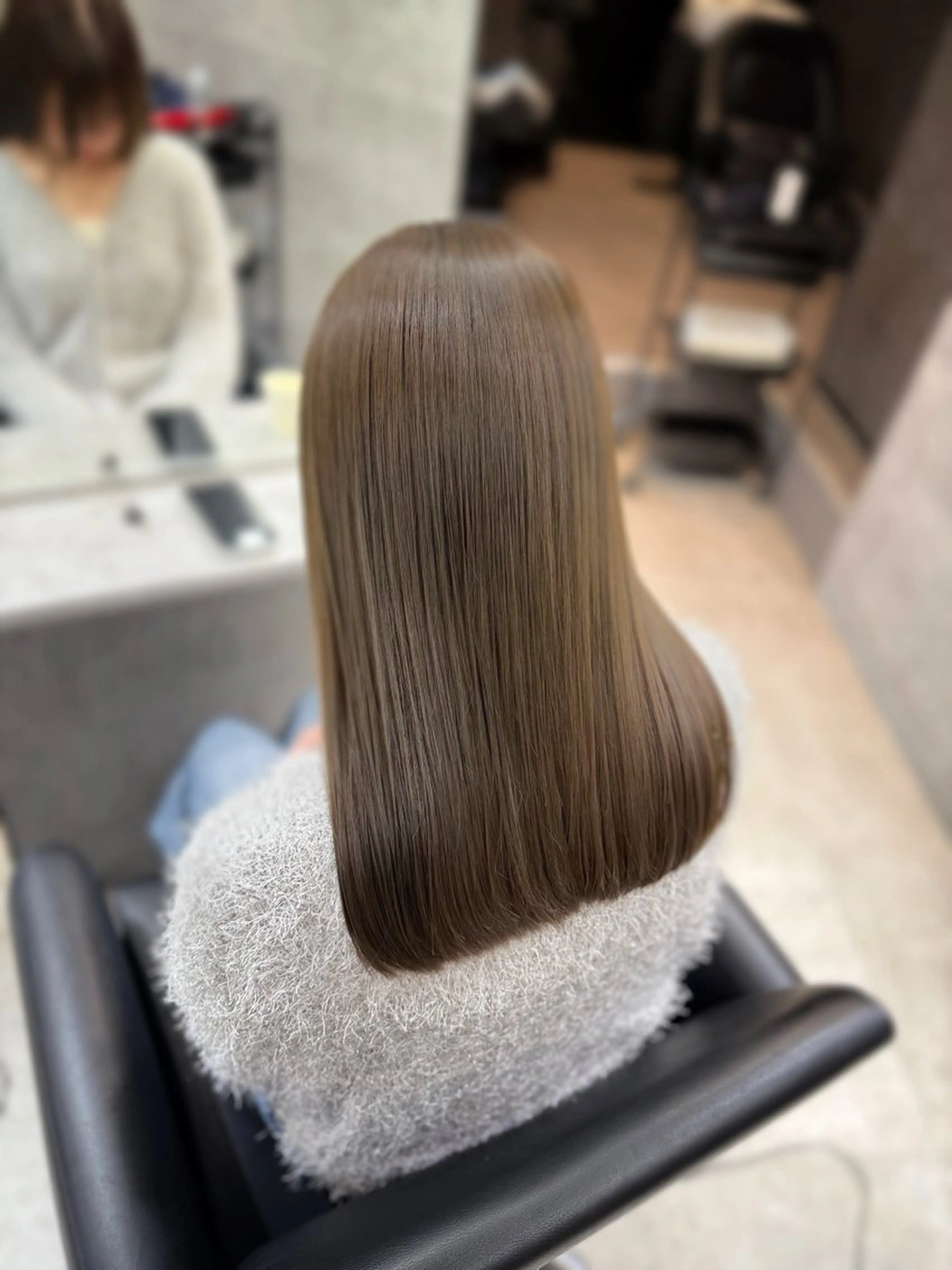 ロング くびれヘア 顔周りカット 髪質改善 韓国風ヘア レイヤーカット カット ヘアカラー トリートメント lana hair 新宿/髪質改善/韓国のヘアスタイル