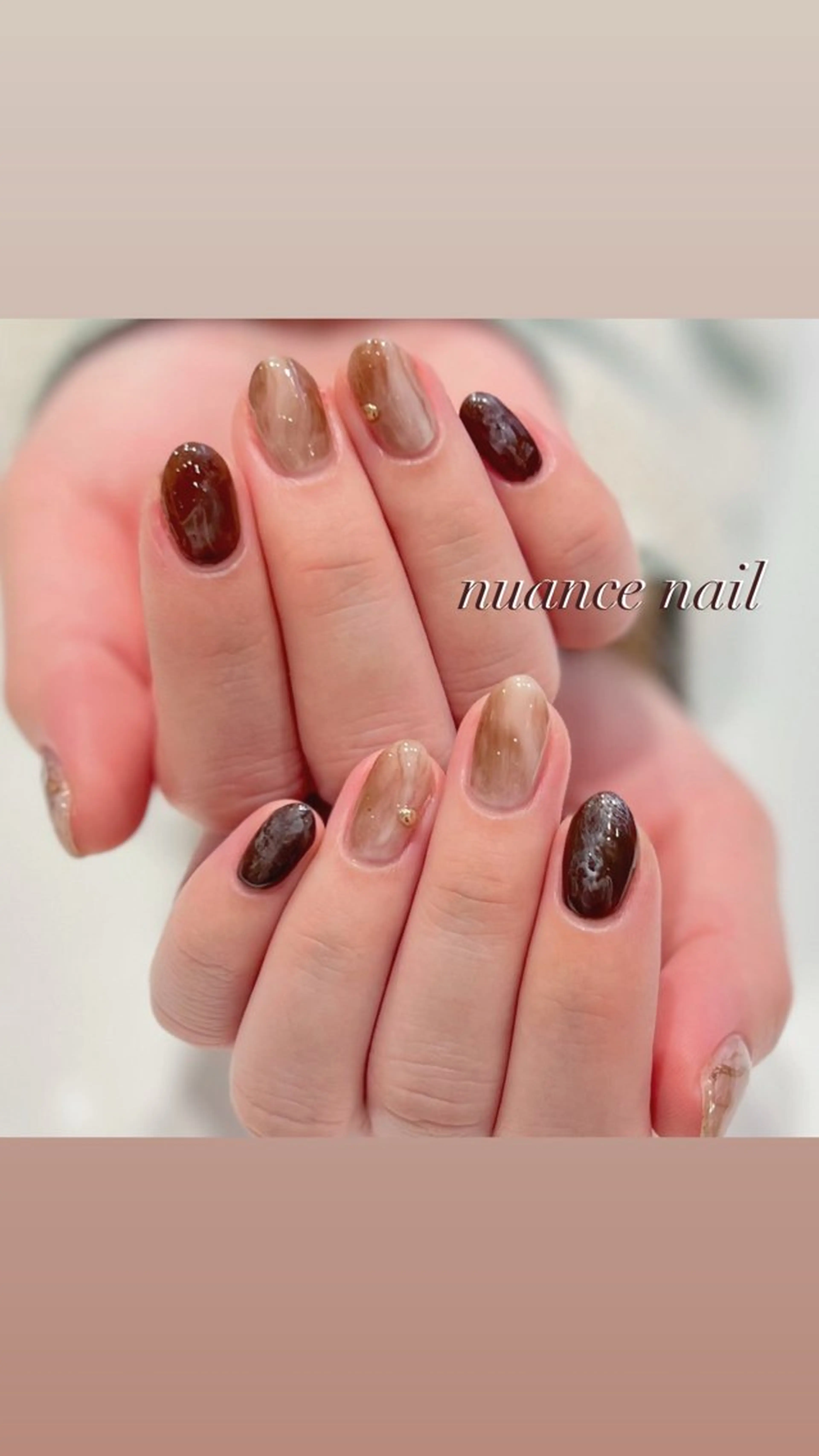 ネイル アートネイル ブラウン ジェルネイル ニュアンスネイル パラジェル ハンドネイル VINGT NAIL Aika.K🍒のネイルデザイン