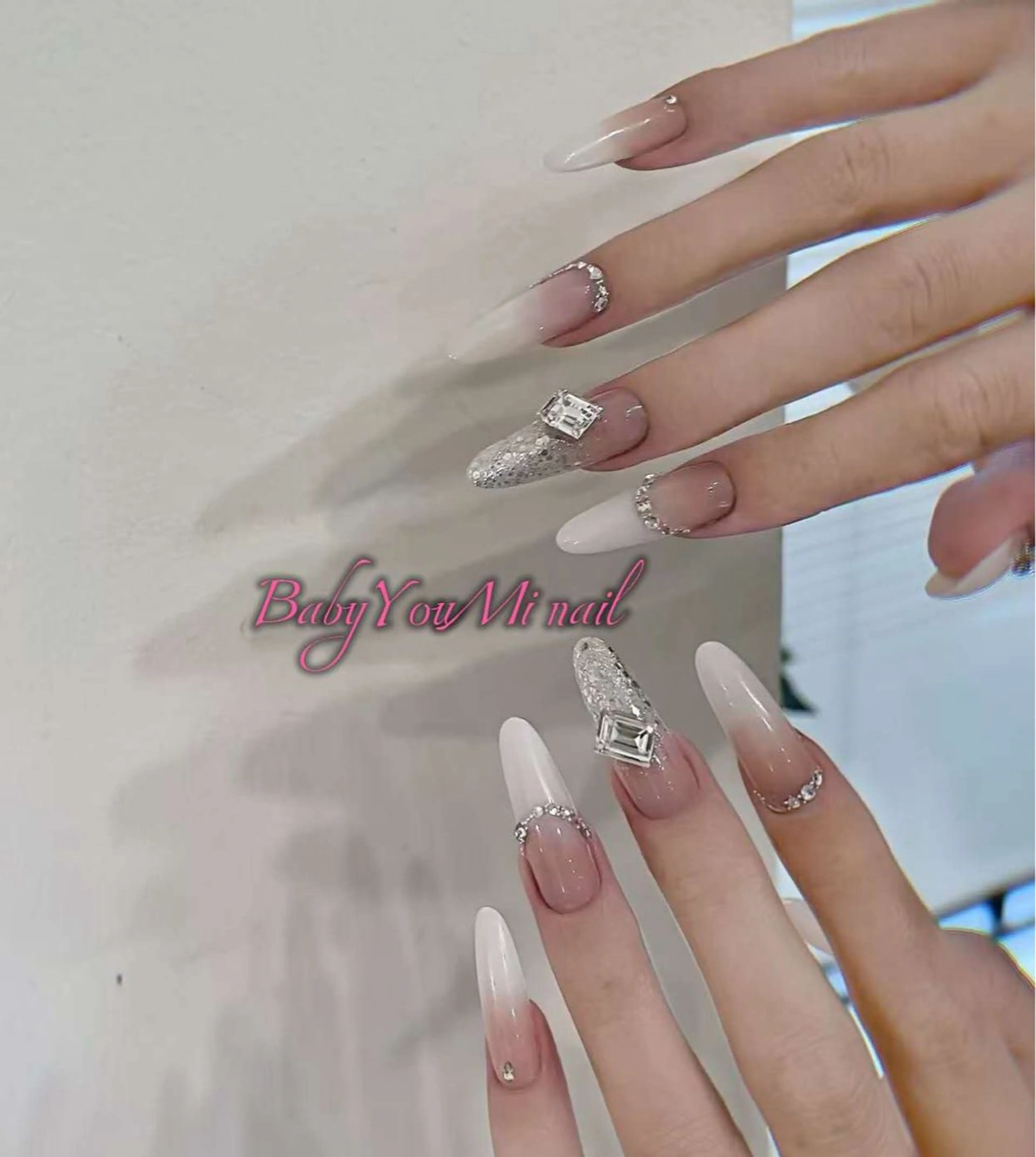 ネイル オーロラネイル フラワーネイル フットネイル フレンチネイル ジェルネイル ハンドネイル BabyYouMi nailのネイルデザイン