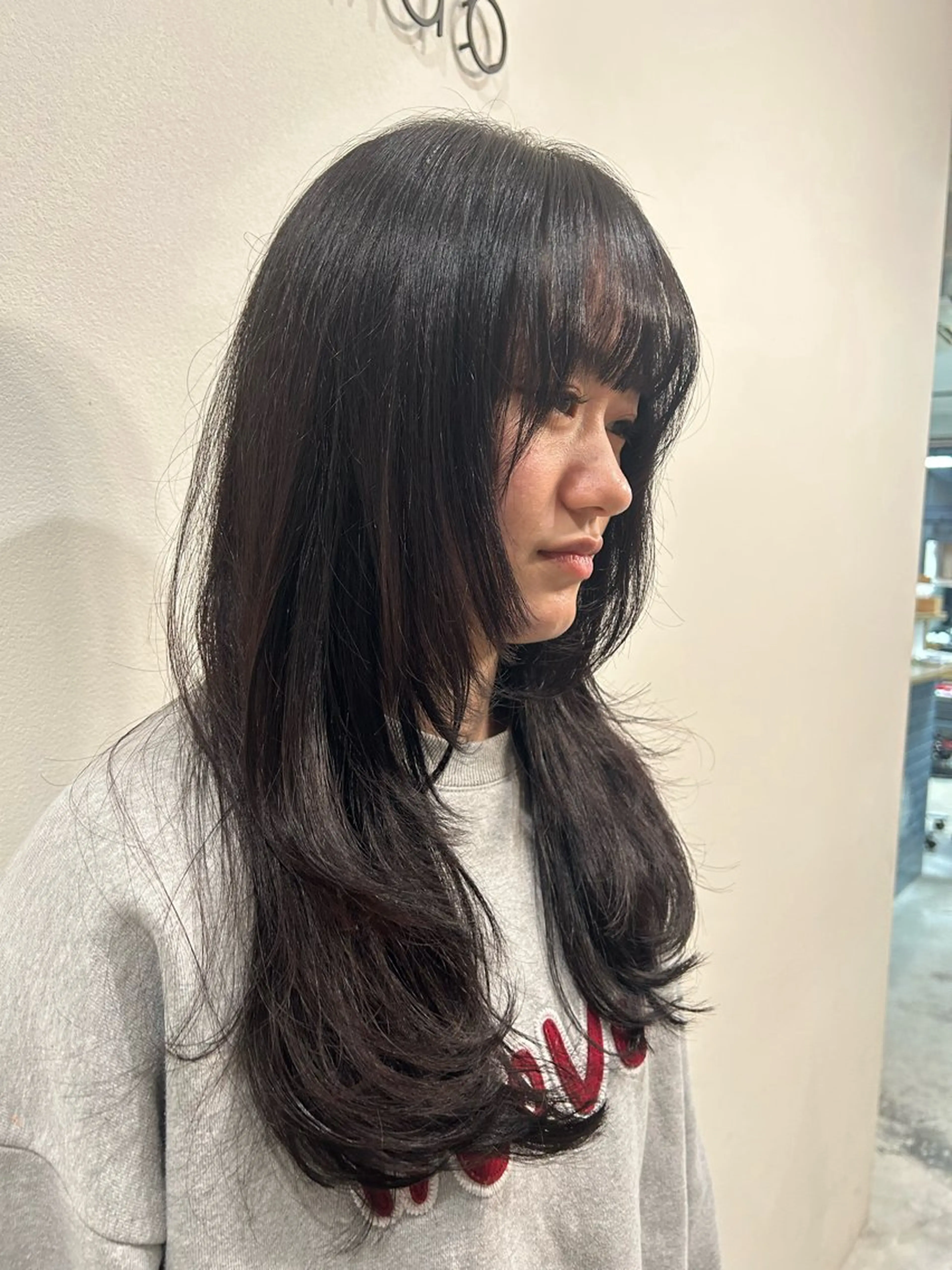 ロング 顔周りカット ハイレイヤー レイヤーカット 京谷 宥のヘアスタイル