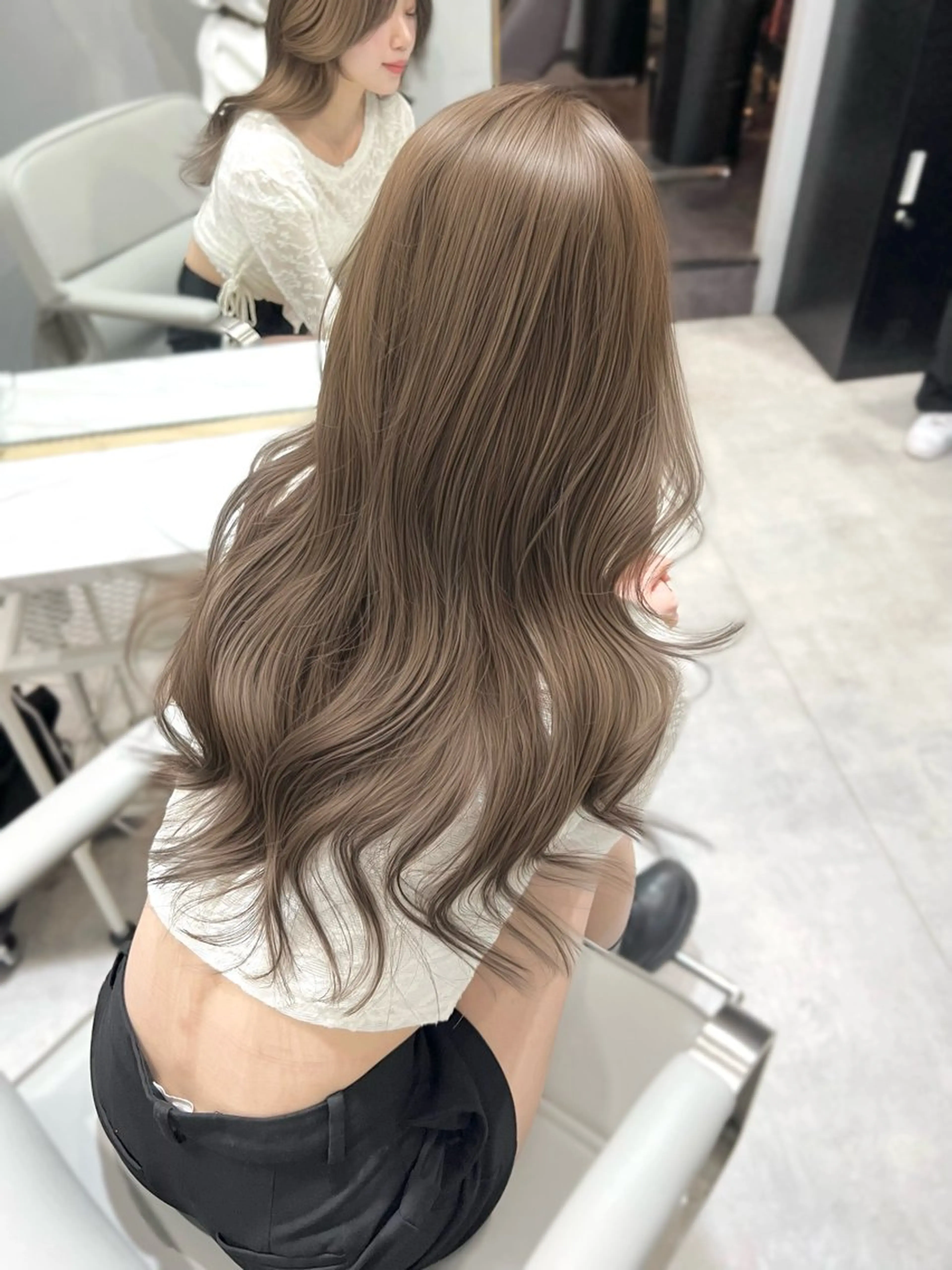 ロング カラー カット ヘアカラー 🪞上品で可愛い韓国 ヘア🪞Rikutoのヘアスタイル