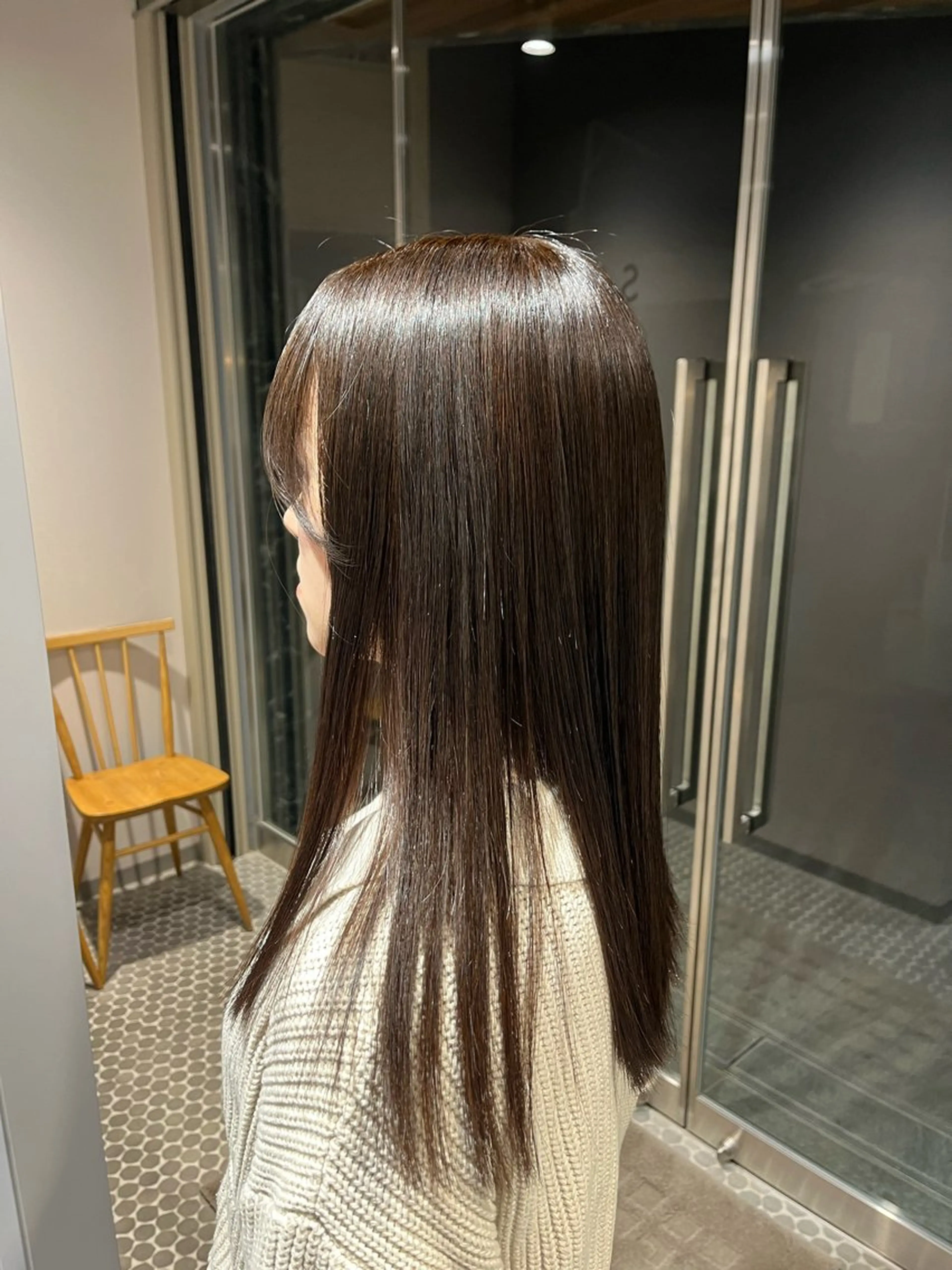 ロング アッシュ SALOWIN大宮crest所属・大宮レイヤーカット× 透明感カラー　rioのヘアスタイル