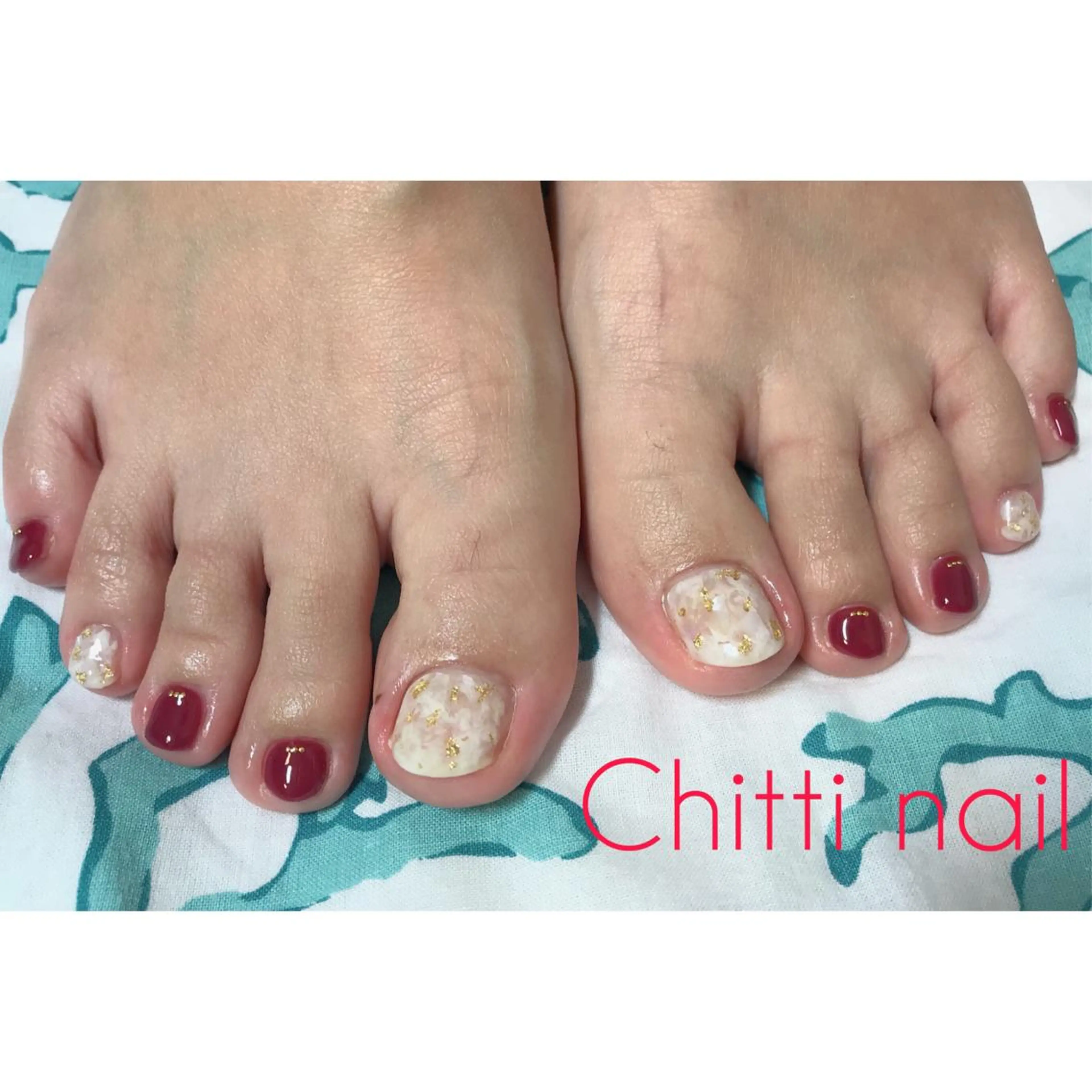 ネイル フットネイル ワンカラーネイル Chitti yuuriのネイルデザイン