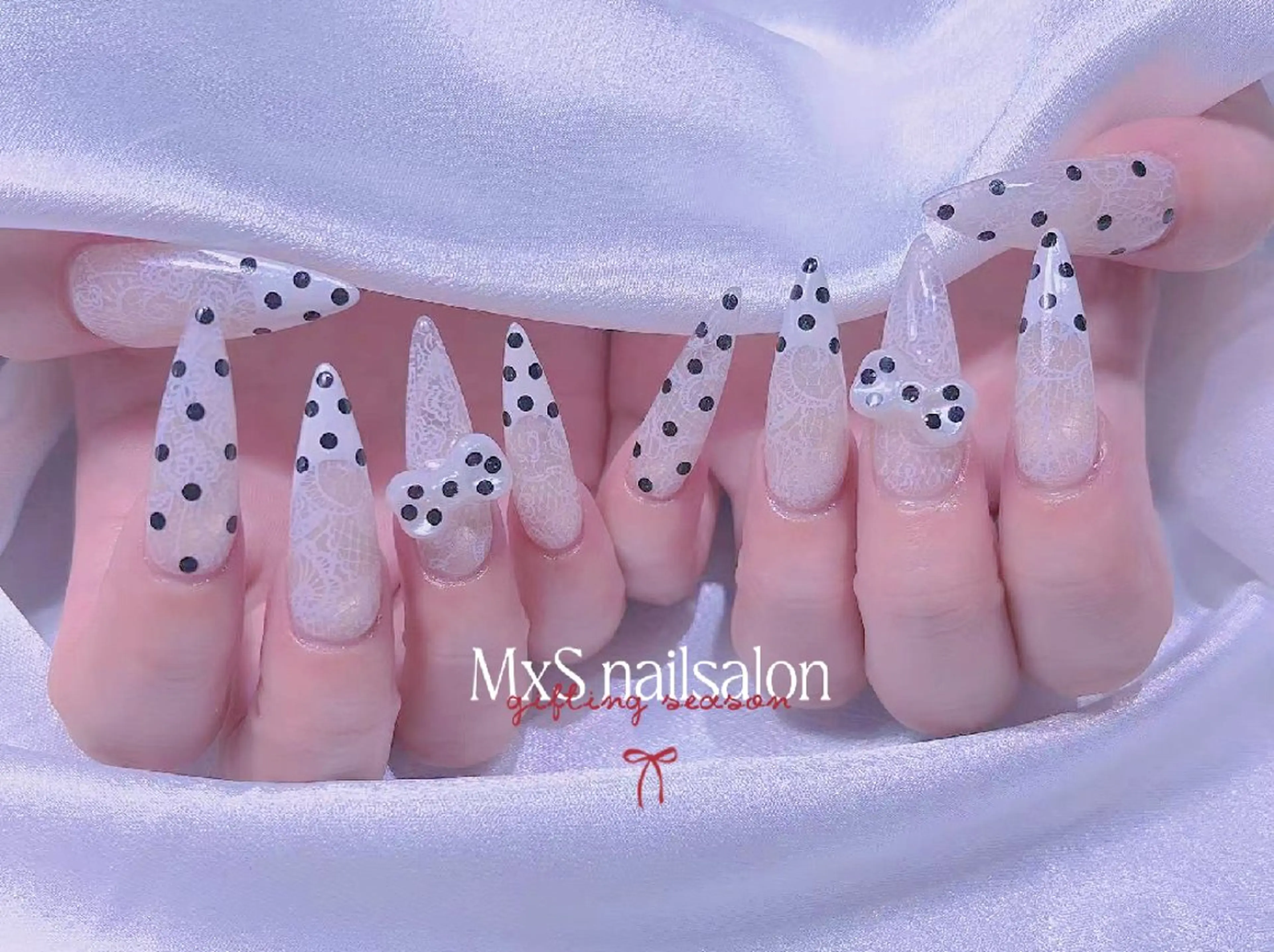 ネイル ハンドネイル ハンドケア MxS リィリィのネイルデザイン