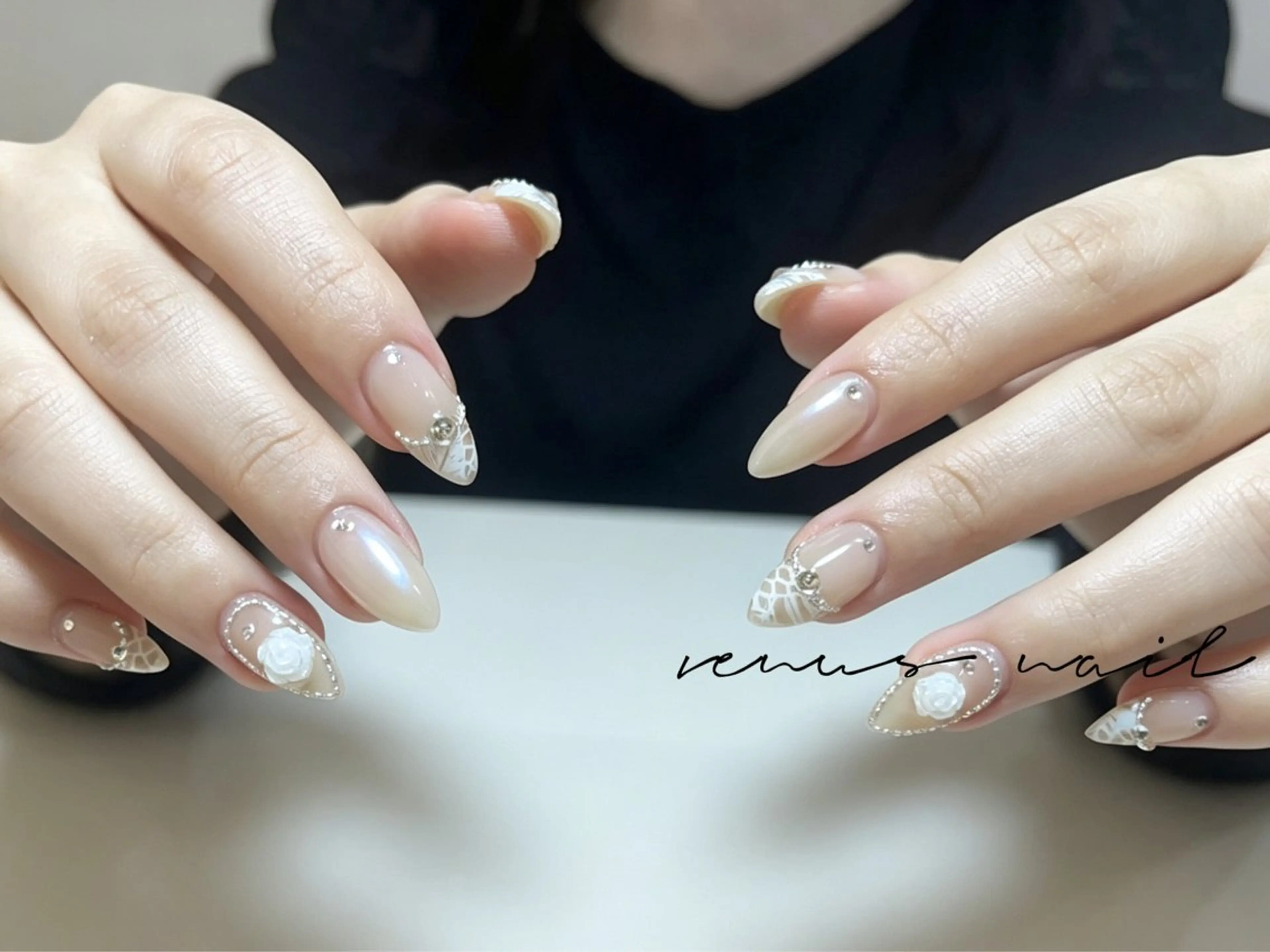 ネイル ハンドネイル Venus nail チップ長さだし専門店のネイルデザイン