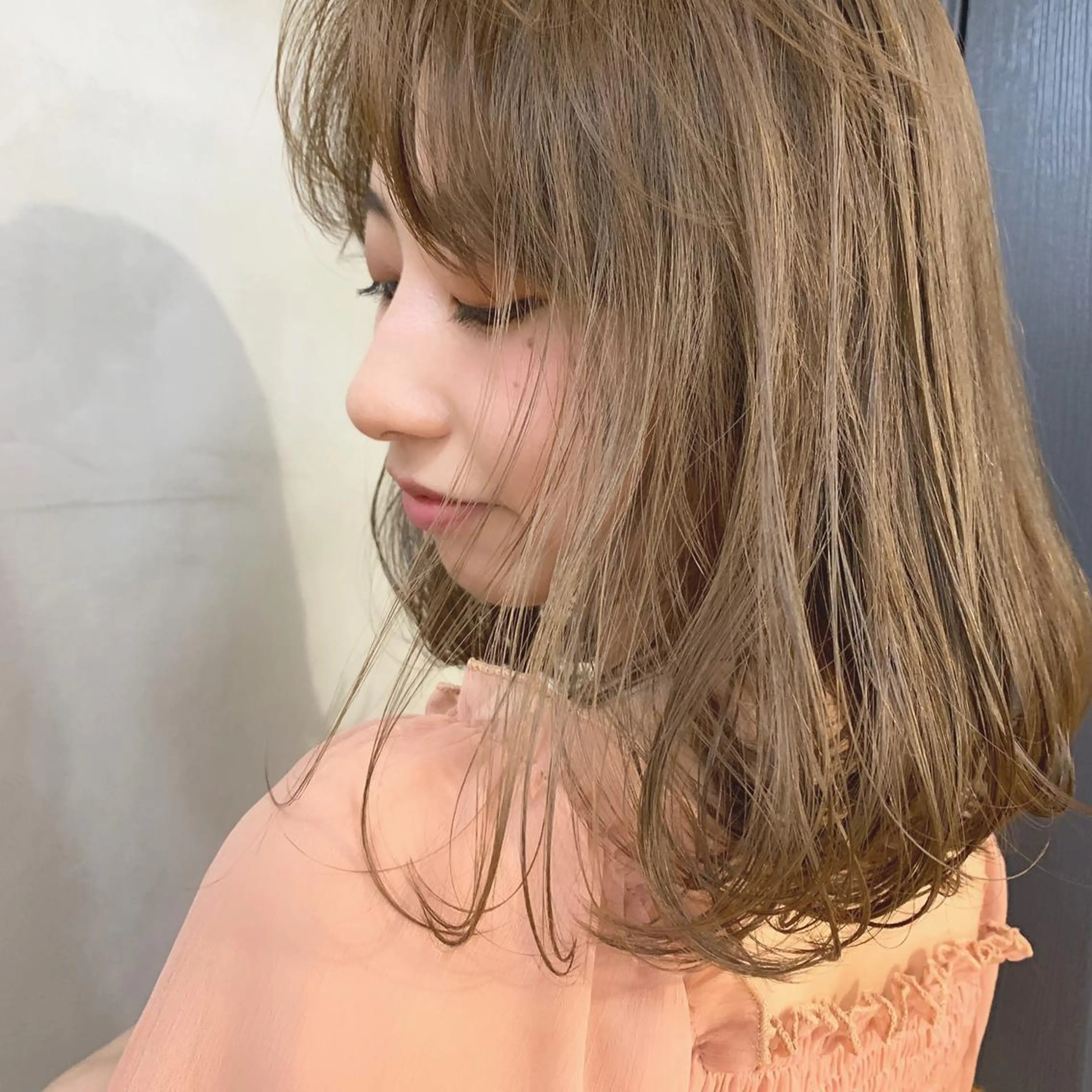 ショート カラー ブリーチ 卒業式のヘアスタイル 薬院:今泉/上川美幸 小顔ボブ/暗髪カラーのヘアスタイル