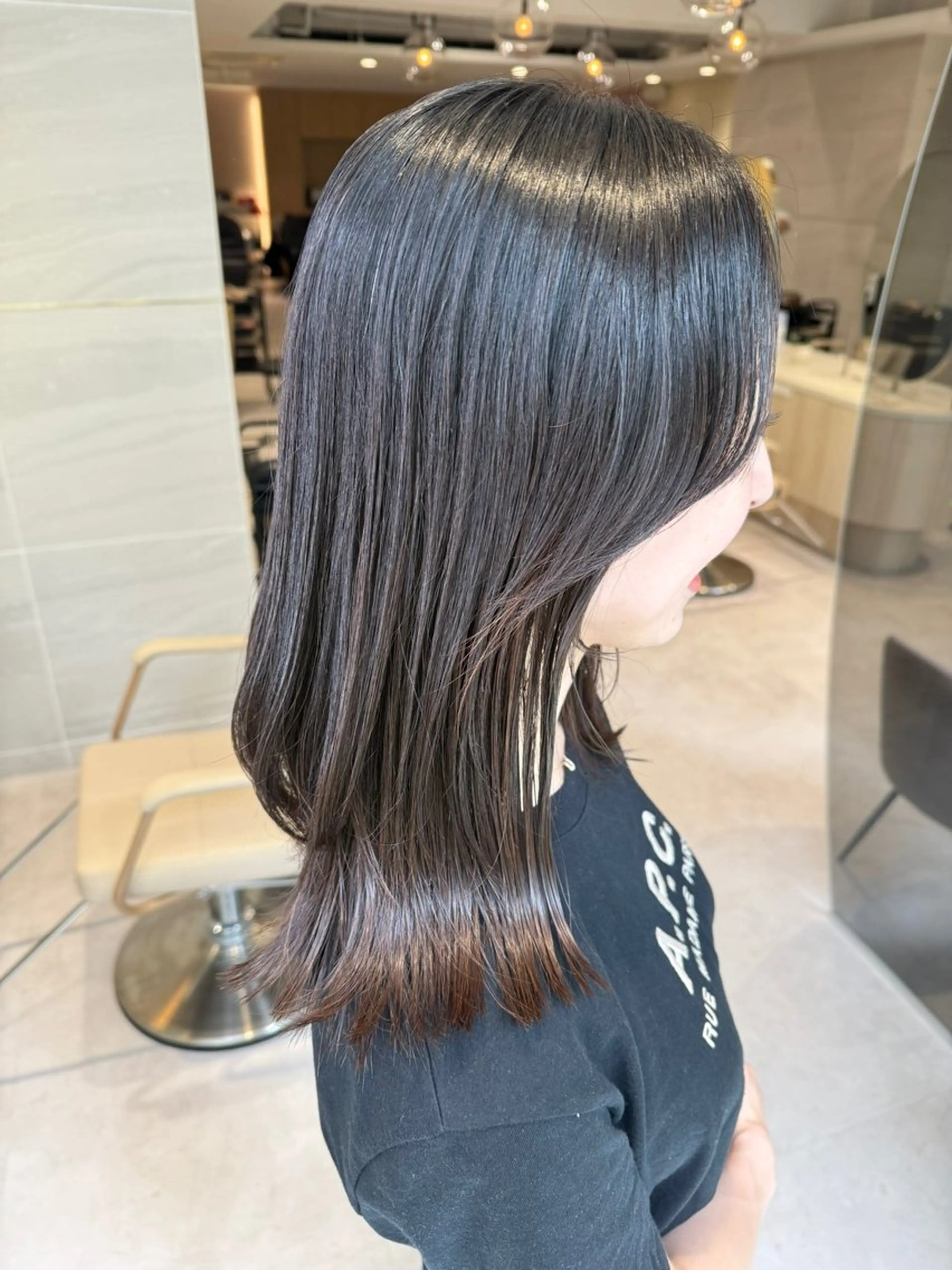 ミディアム くびれヘア 縮毛矯正 地毛風縮毛矯正/ コウノリナのヘアスタイル