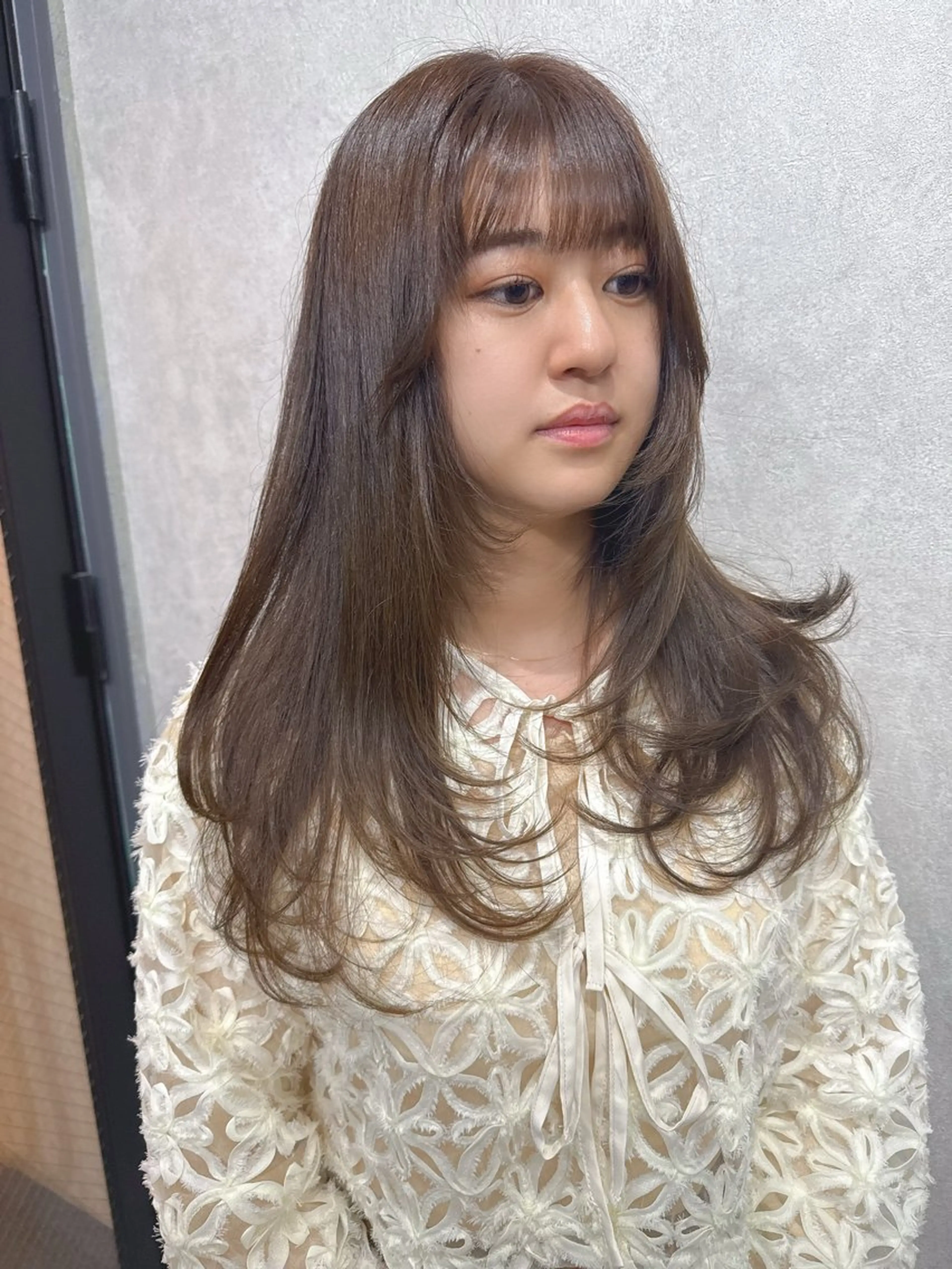 ロング カラー レイヤーカット AIRI layer cut hairのヘアスタイル