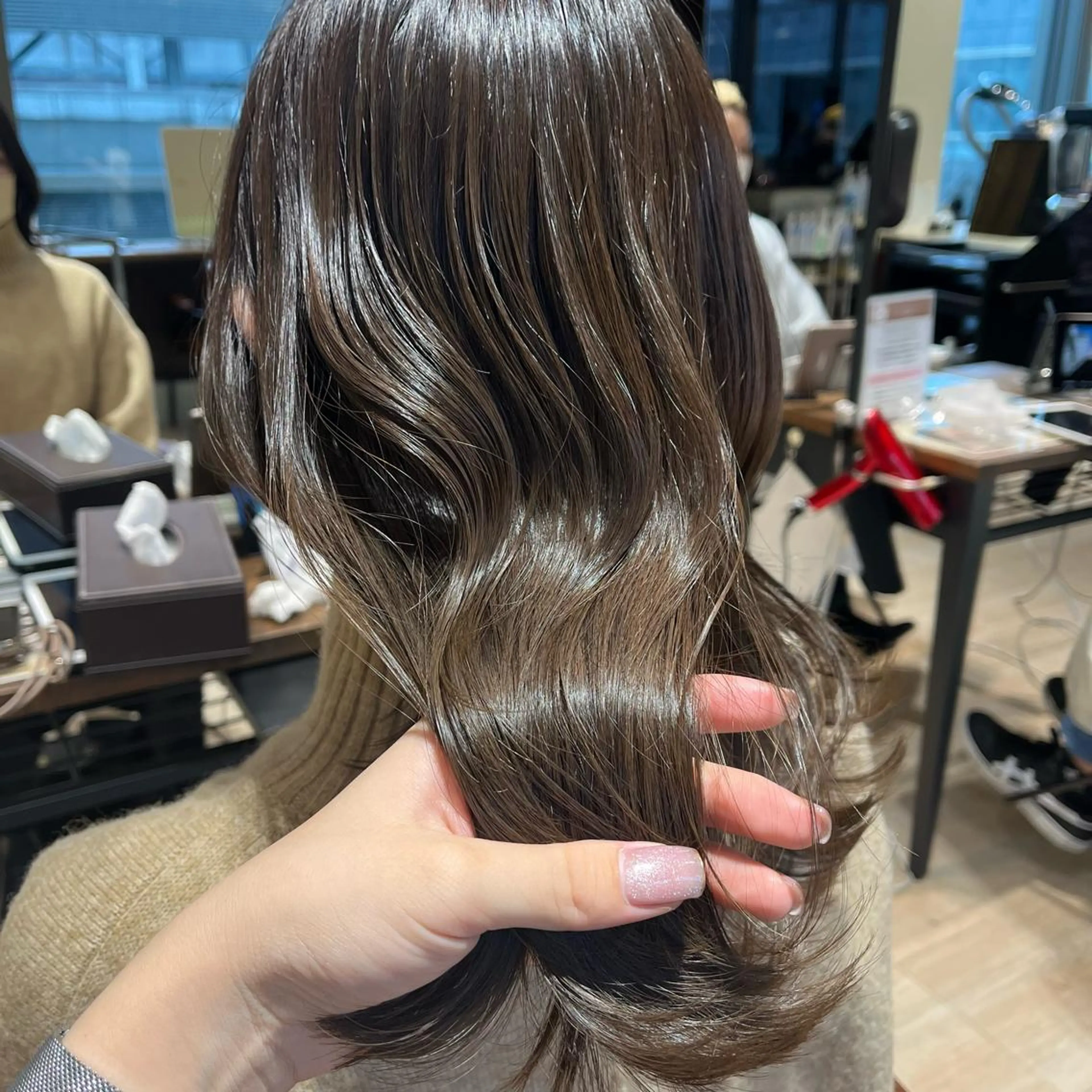 セミロング カラー 透明感カラー 早朝セット☀️ レイヤー/Momoのヘアスタイル