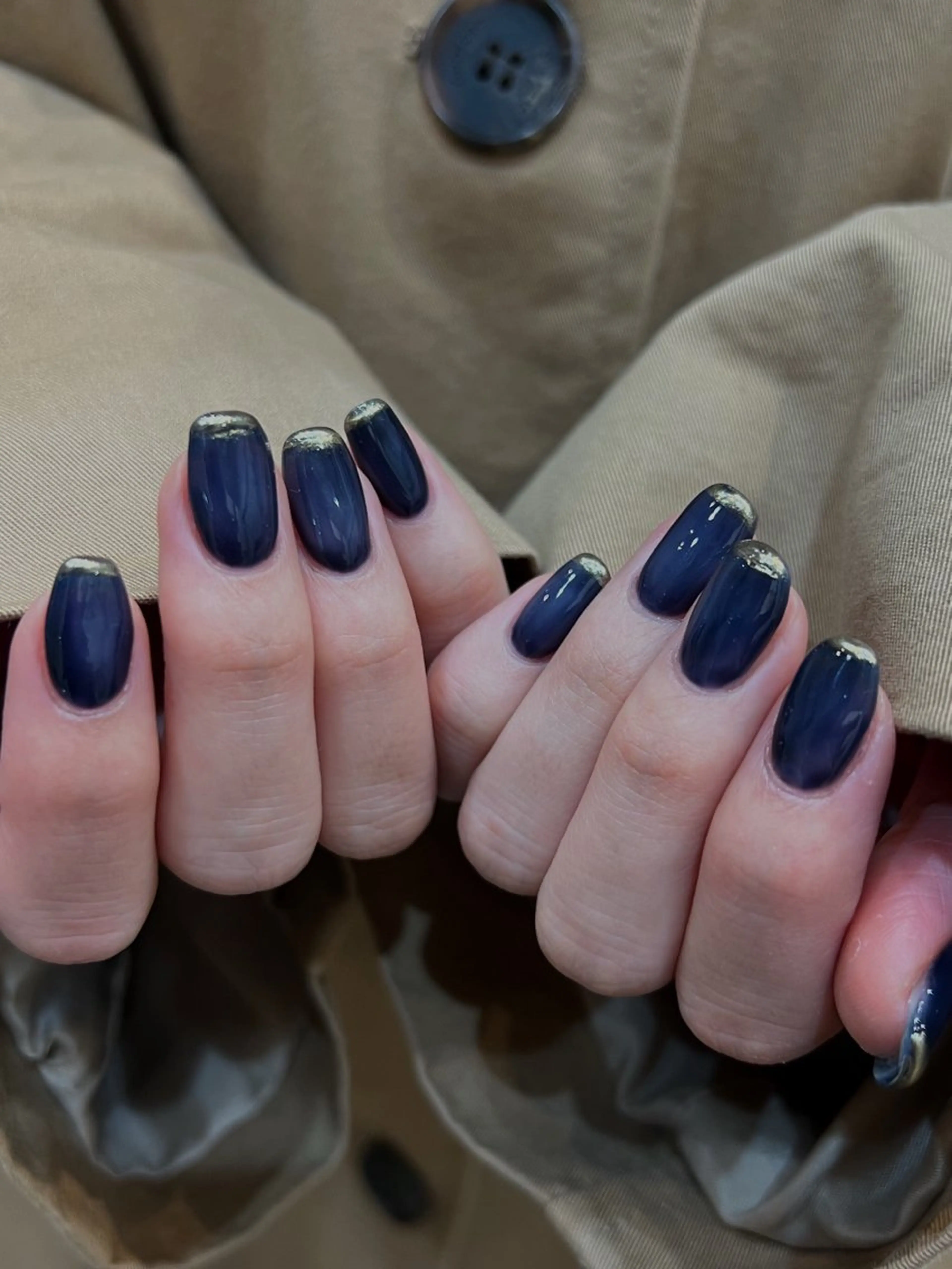 ネイル ボルドー ゴールド ハンドネイル ヘアメイクネイリスト 💄💅hidemiのヘアスタイル