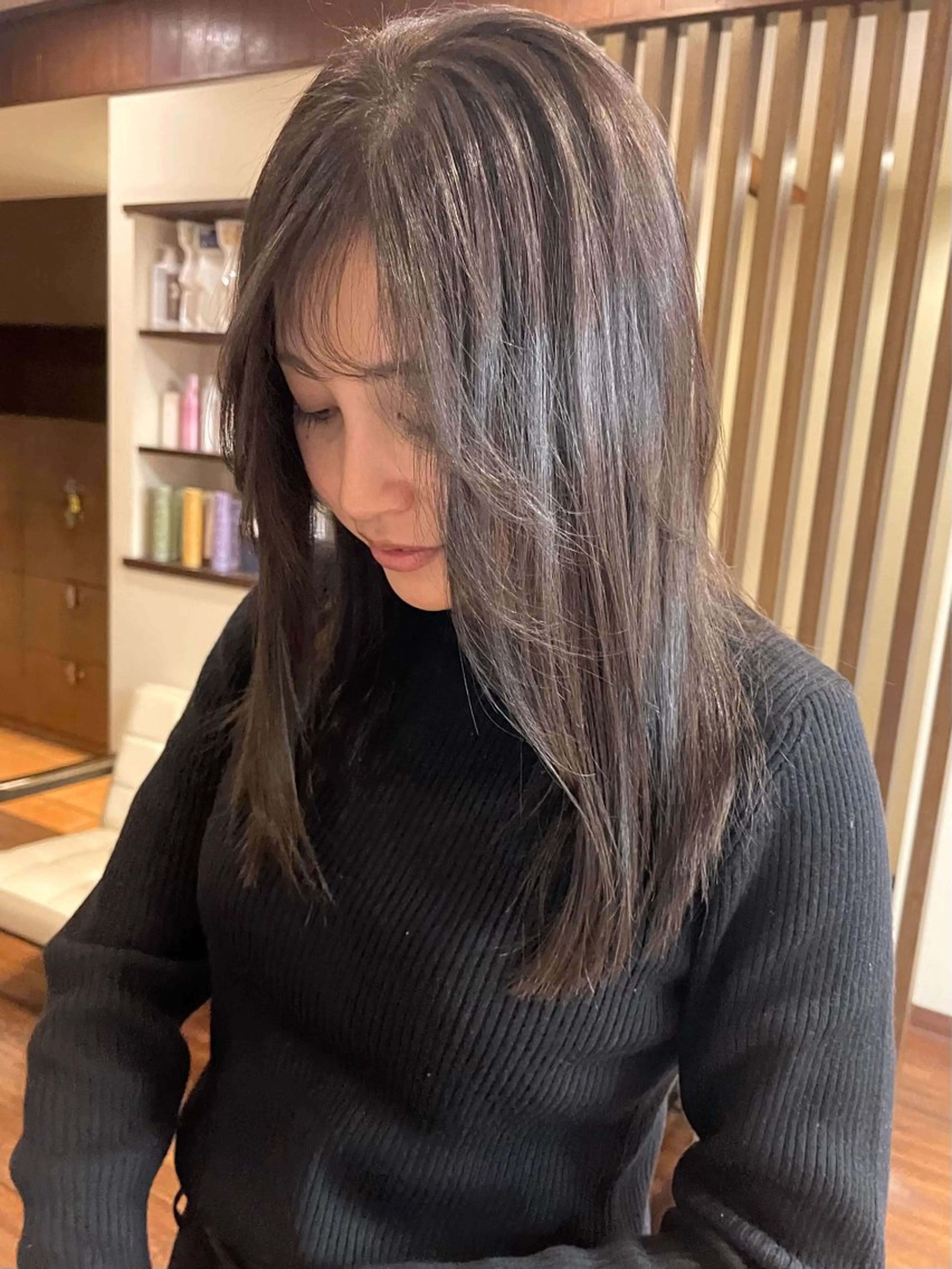 ミディアム カラー グレージュ カット ヘアカラー トリートメント 田室 和幸のヘアスタイル