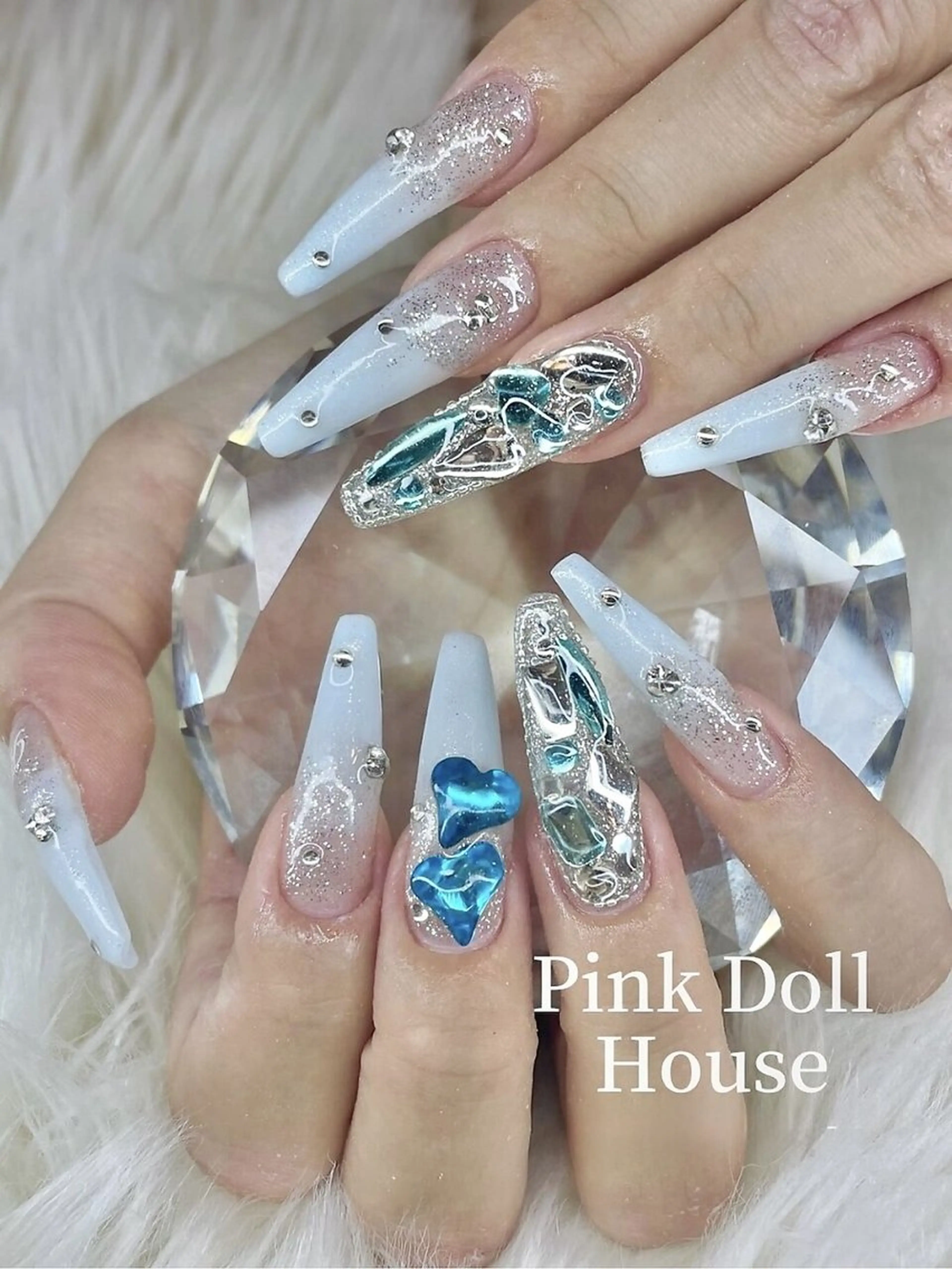 ロング ピンクドールハウス 宜野湾店のネイルデザイン