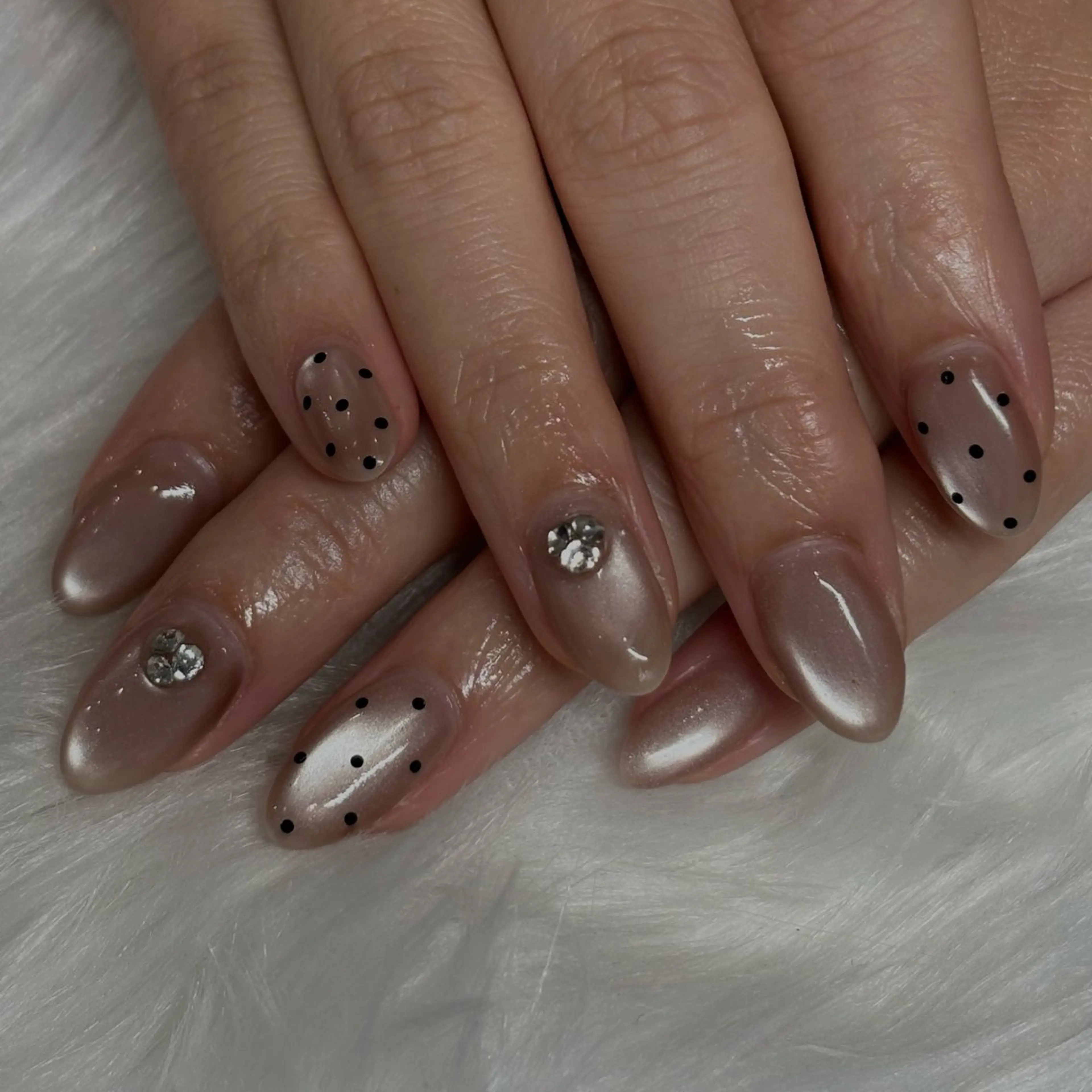 ネイル 橋本 萌生のネイルデザイン