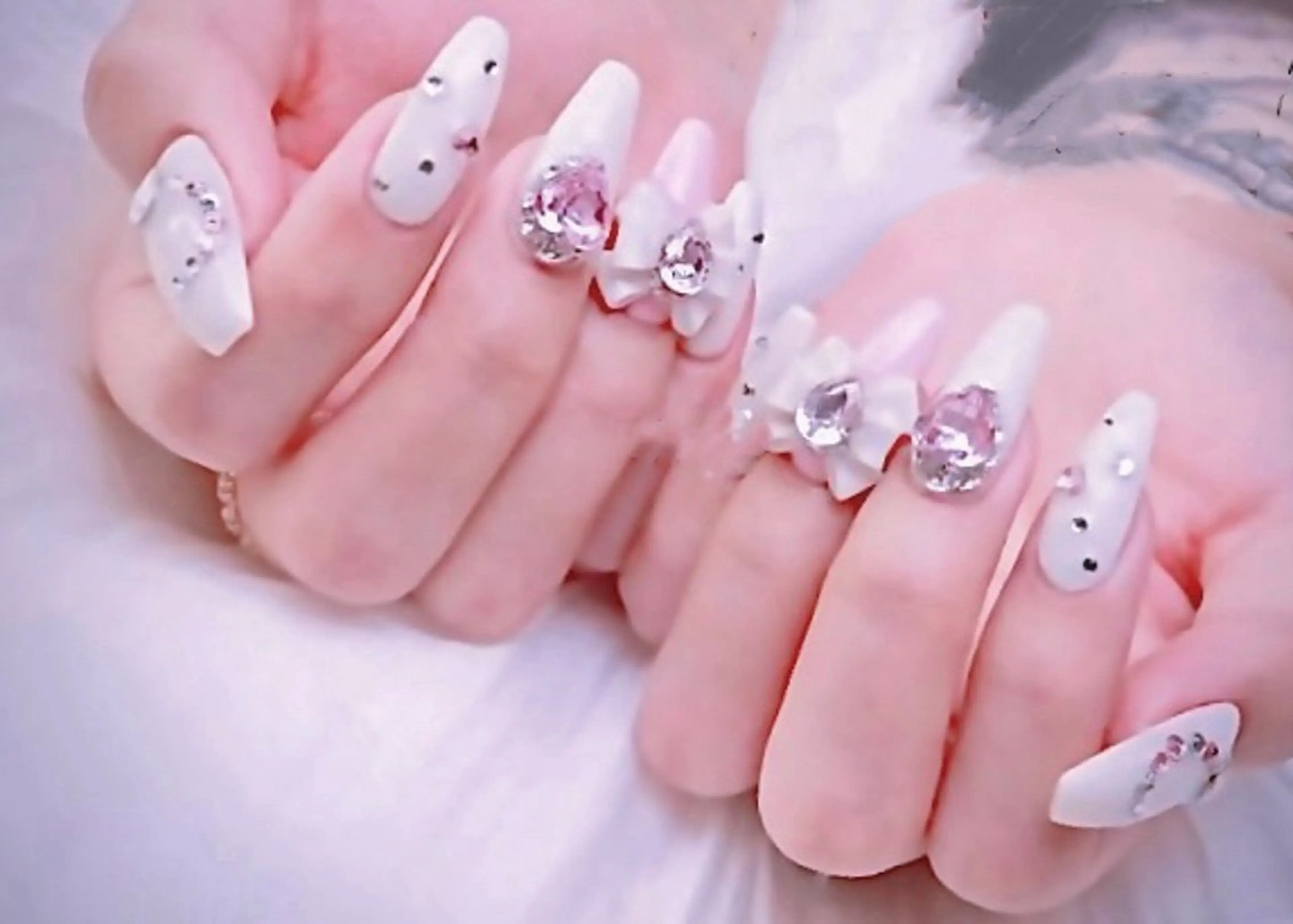 ネイル ハンドネイル 長さだし専門店 ROKANAILのネイルデザイン