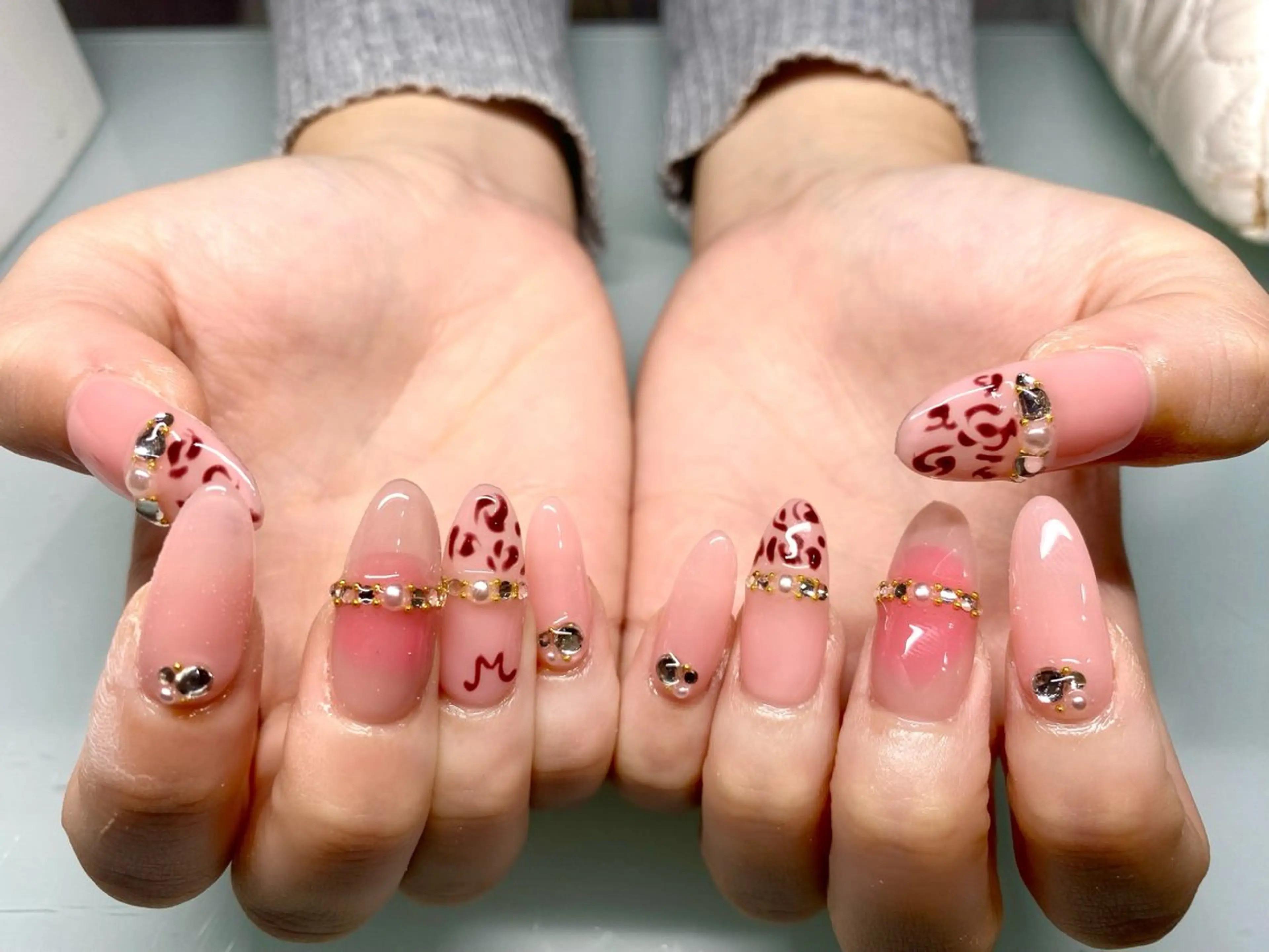 ネイル 長さ出し ネイルチップ Hi Beauty 渋谷(ネイル、ハイパーナイフ6、脂肪れいきゃく、マッサージ＆エステサロン)所属・Hi beauty 渋谷のネイルデザイン