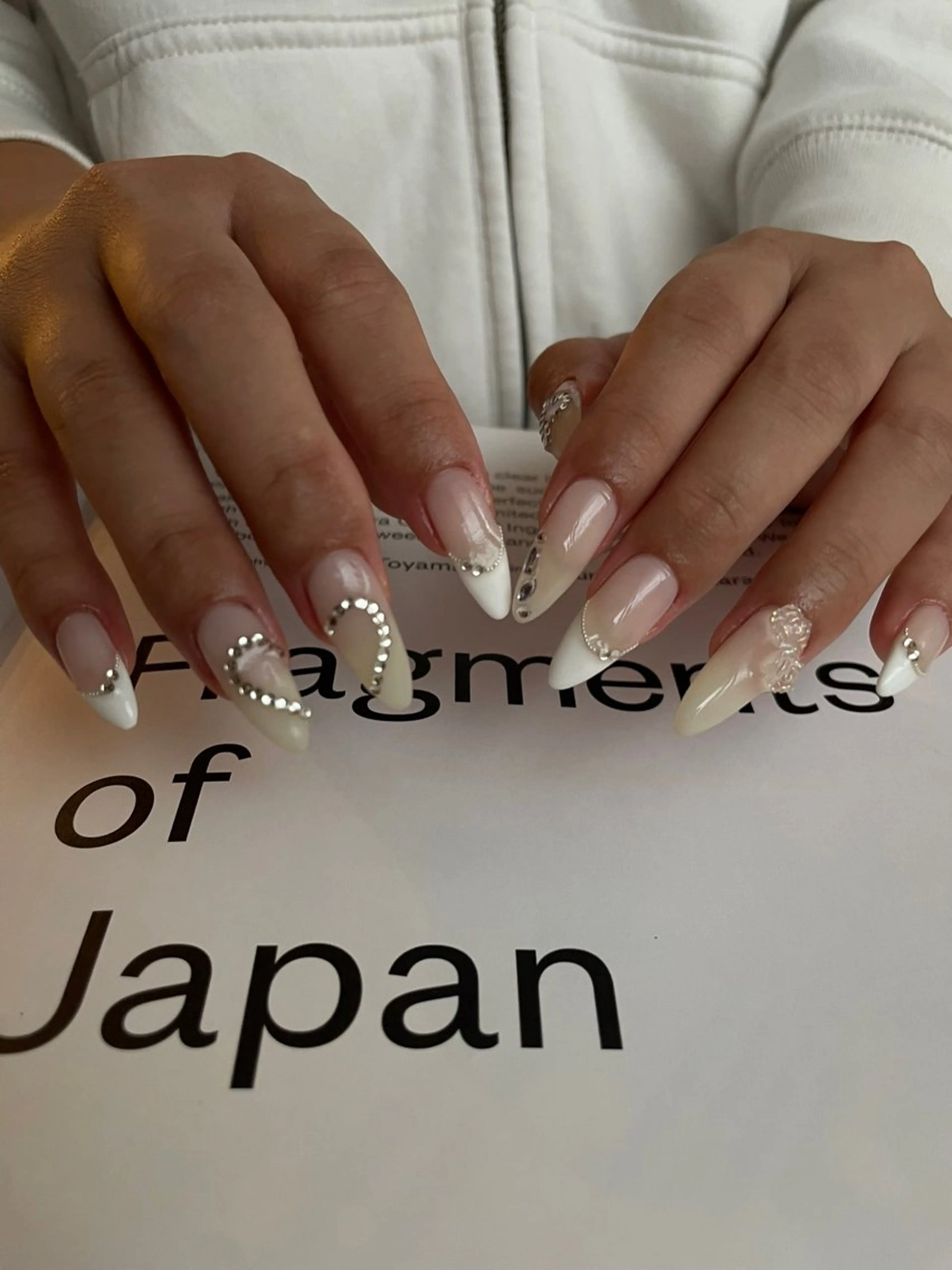 ネイル ハンドネイル shion .のネイルデザイン