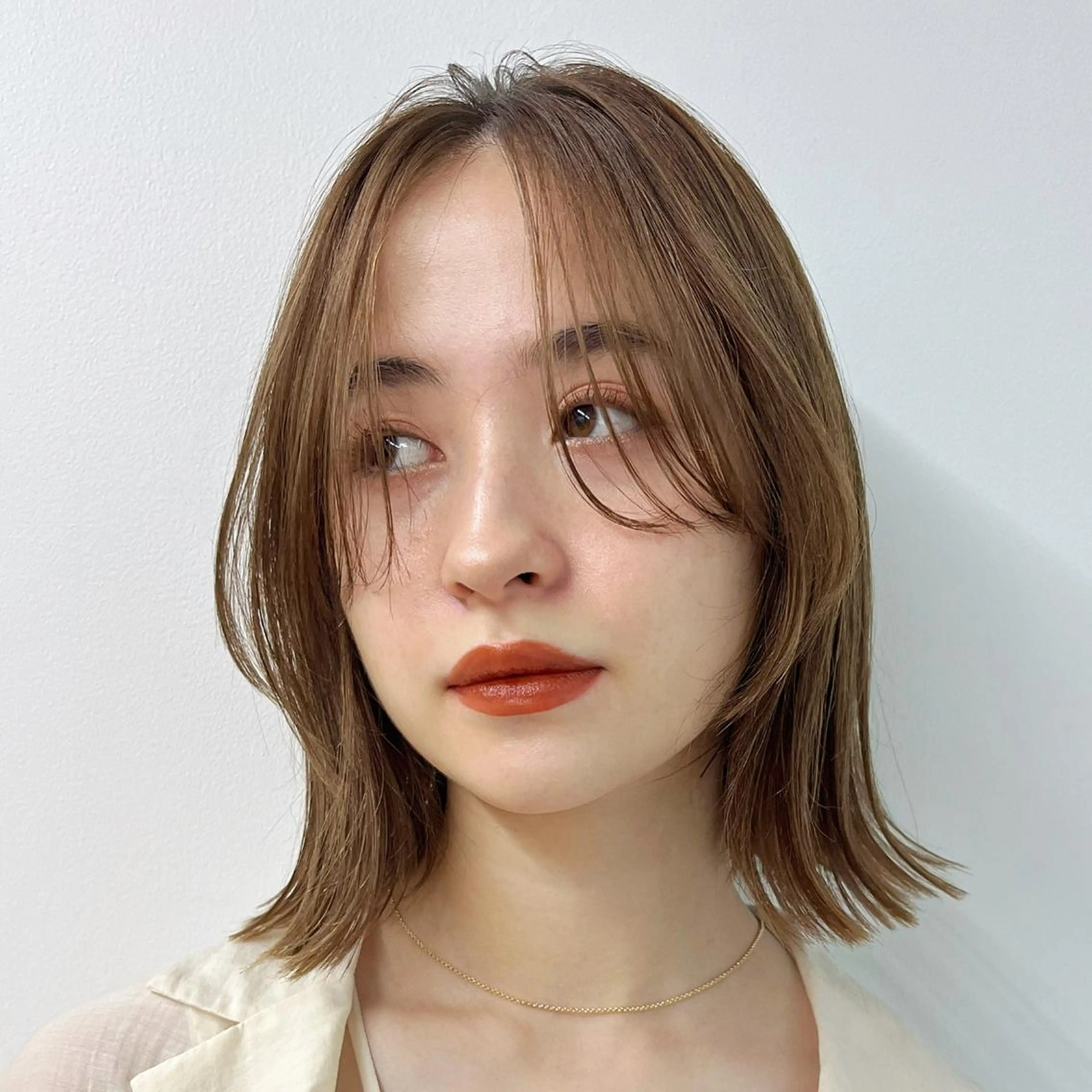 ミディアム カラー 🫧レイヤー/暖色 /ベージュMAI🫧のヘアスタイル