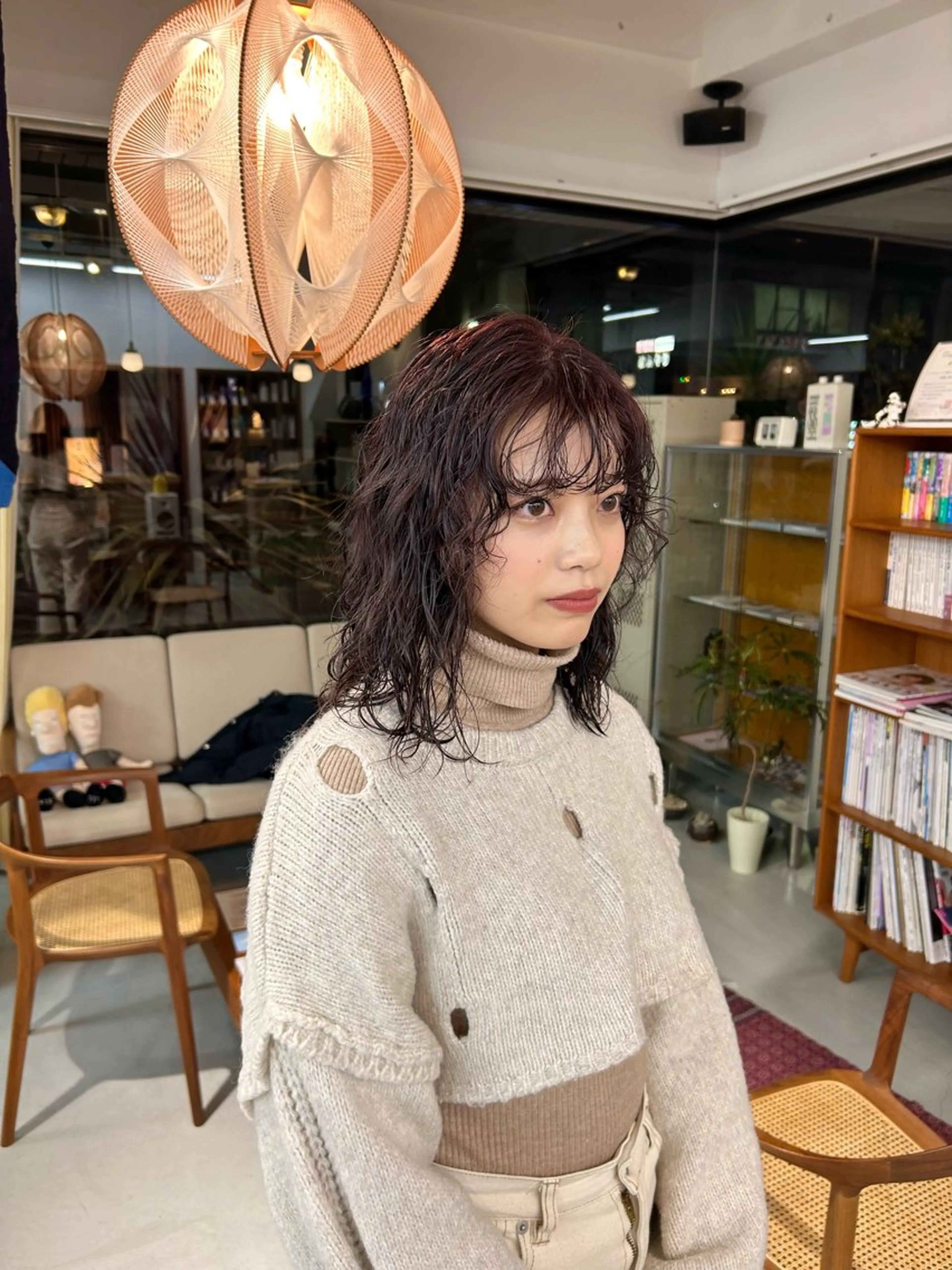 ミディアム カラー 藤原 あかりのヘアスタイル
