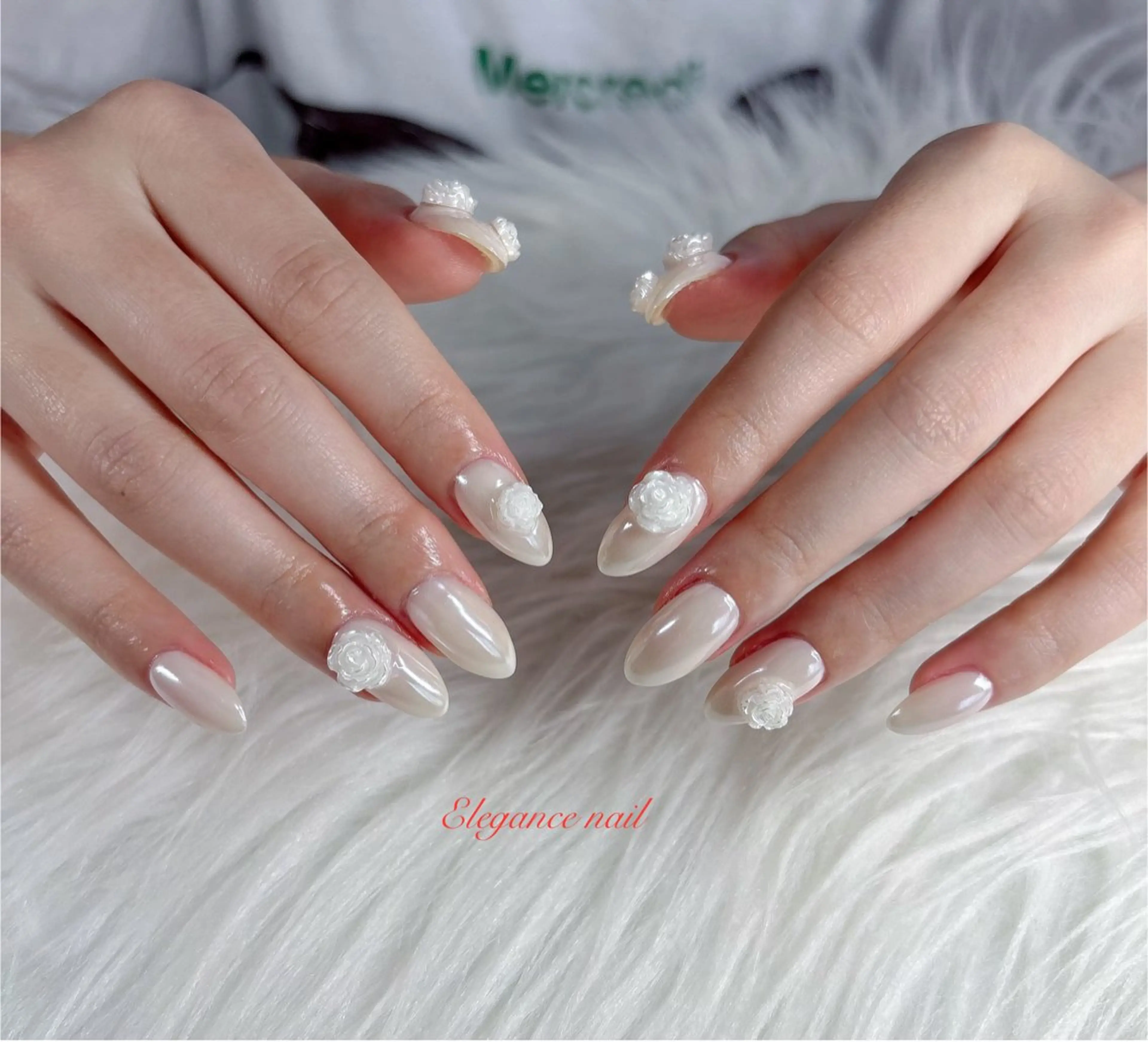 ネイル Elegance Nail本厚木店舗のネイルデザイン