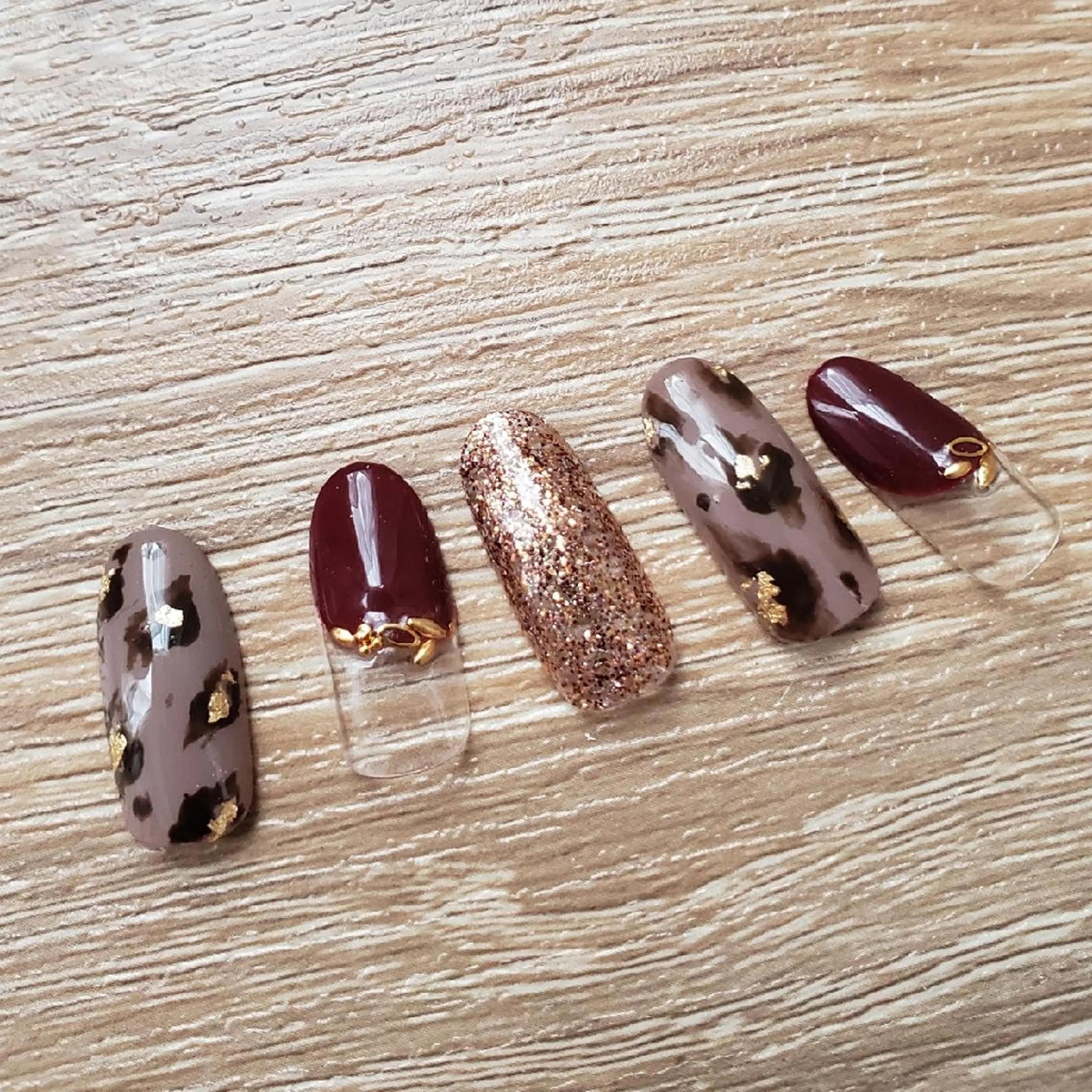 ネイル ネイル&フットケアサロンアイアムアイ所属・ネイリスト モリシタのネイルデザイン