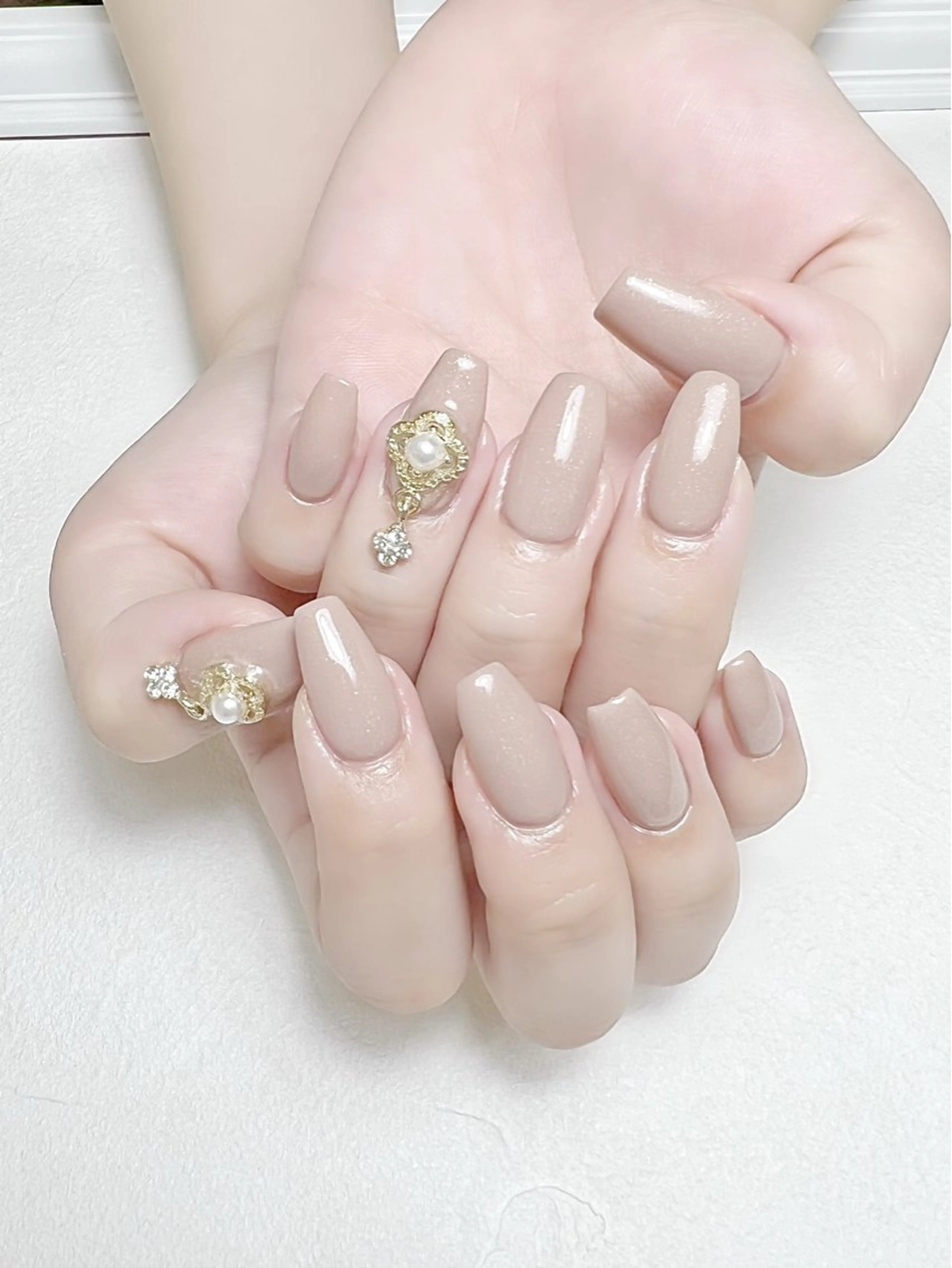 ネイル ガーリー オフィスネイル rouse nail RISATOのネイルデザイン