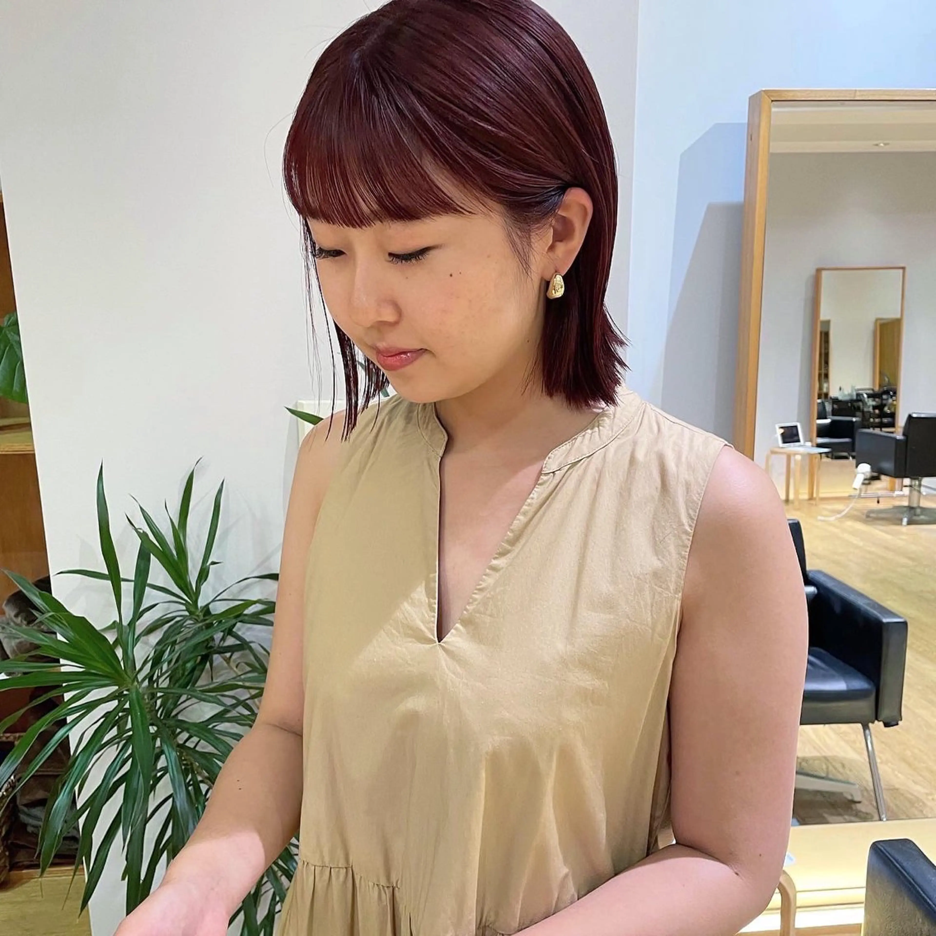 ミディアム カット ヘアカラー 大橋 芽衣のヘアスタイル