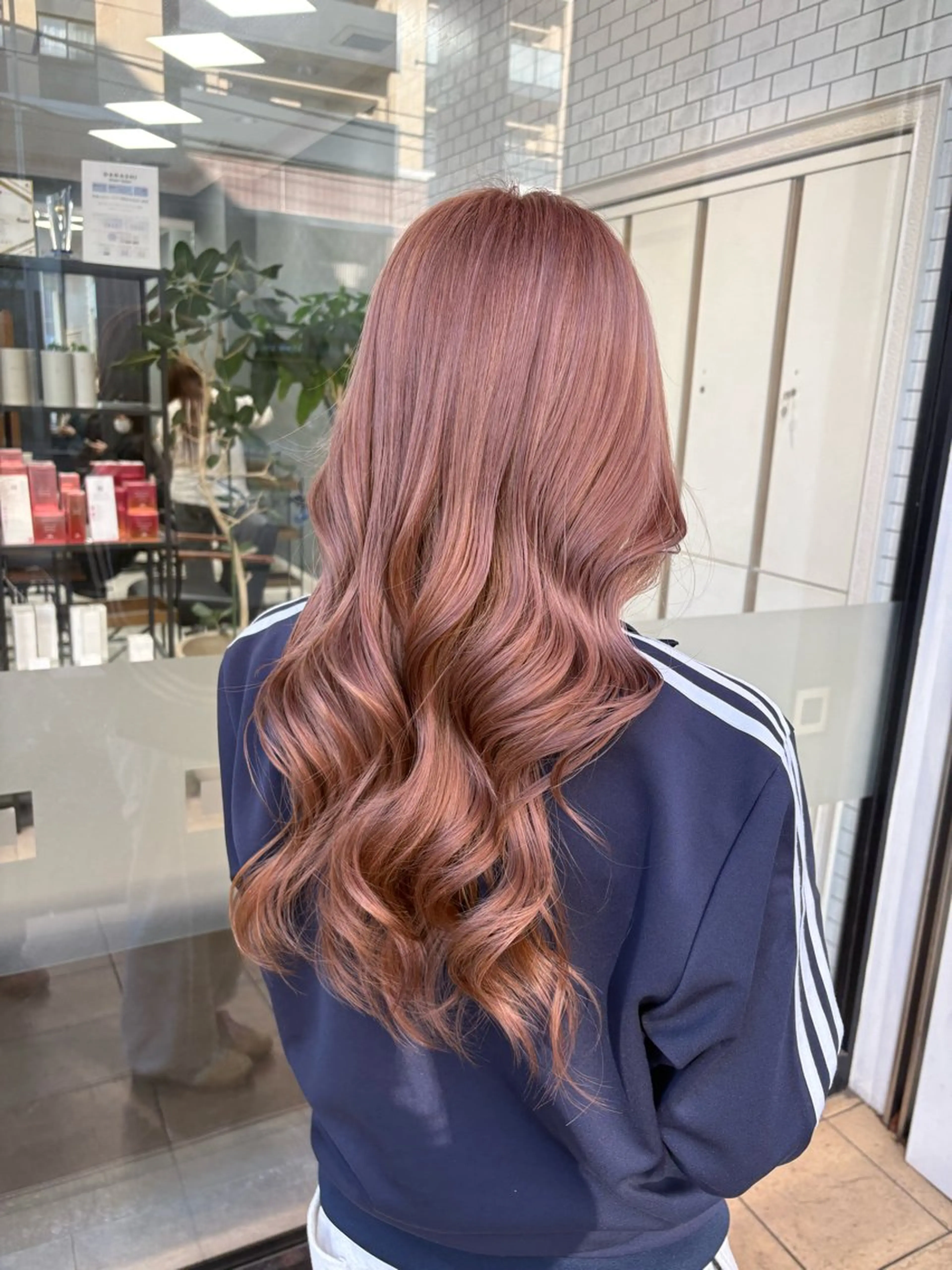 ロング ヘアカラー 艶髪/透明感カラー 🫧韓国ヘアのヘアスタイル
