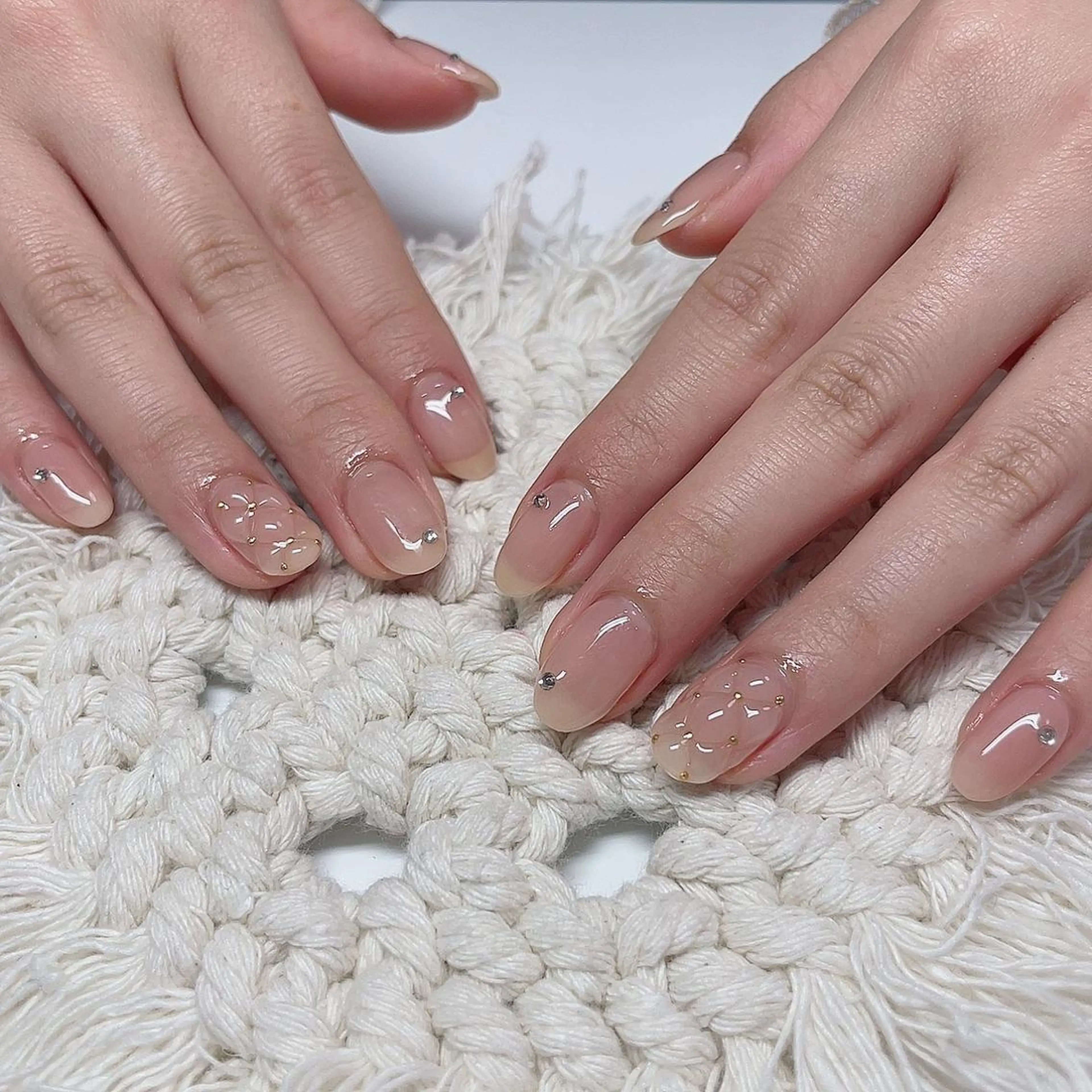 【ハンド】持ち込みデザイン120分【オフ無料ケア込み】🌟🌸🌼🌻の写真