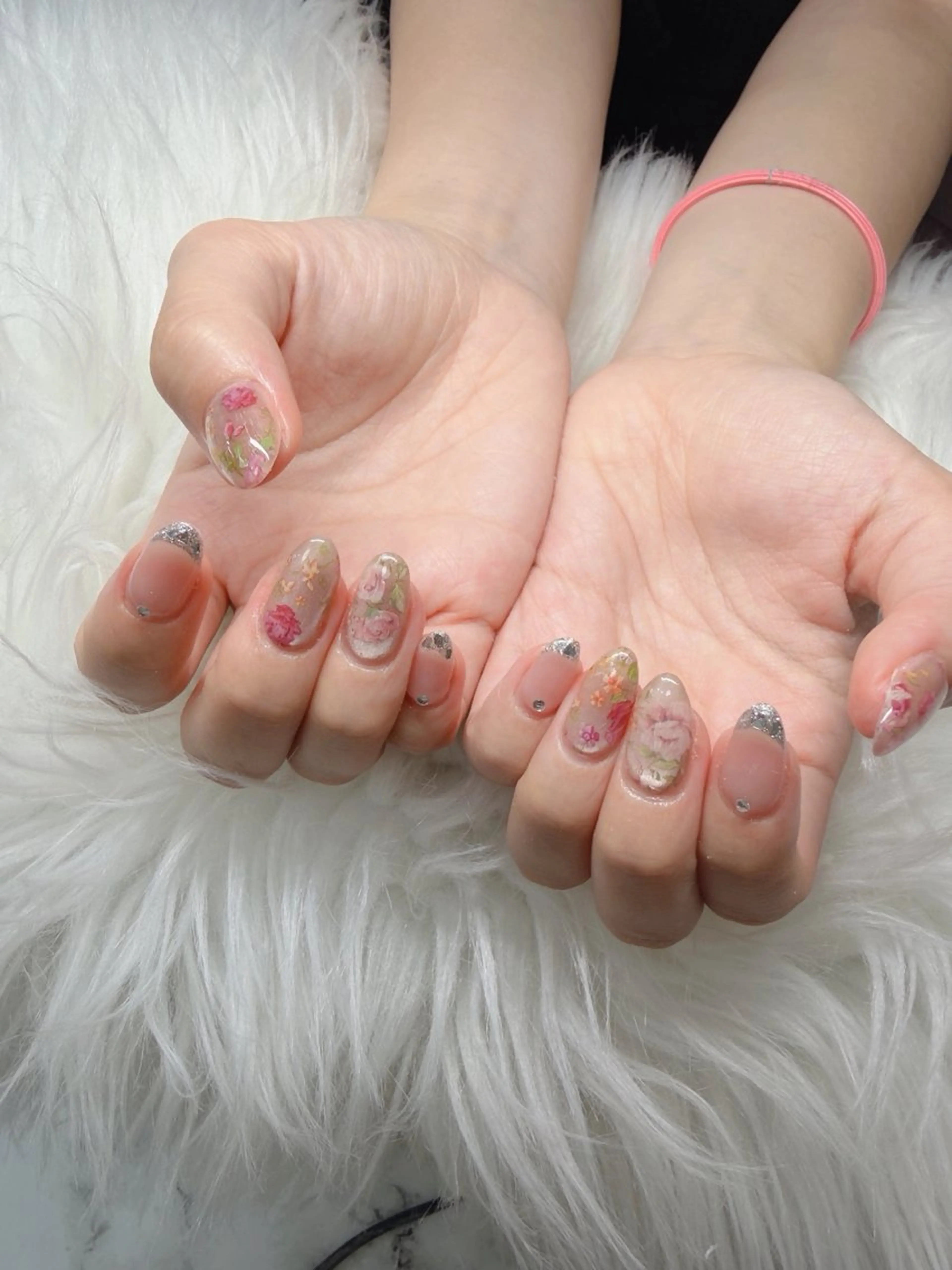 ネイル Lee Nailsのネイルデザイン
