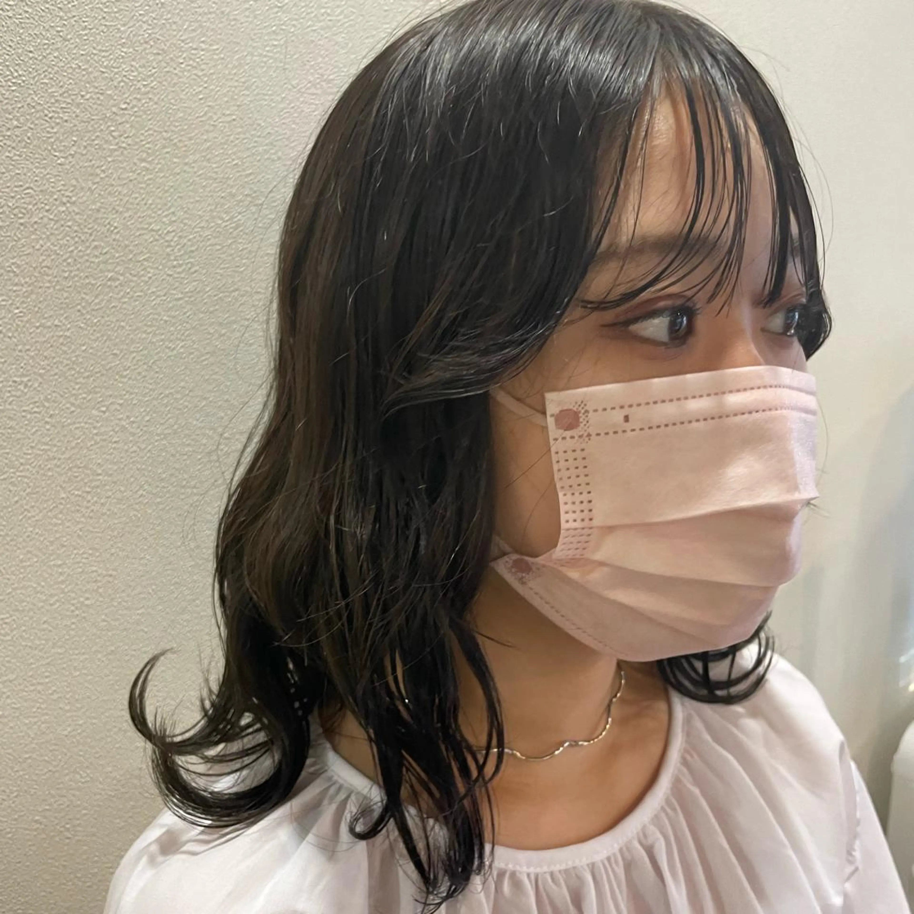 セミロング カラー ハイトーン/暖色/ 眉/メイク/Rinaのヘアスタイル