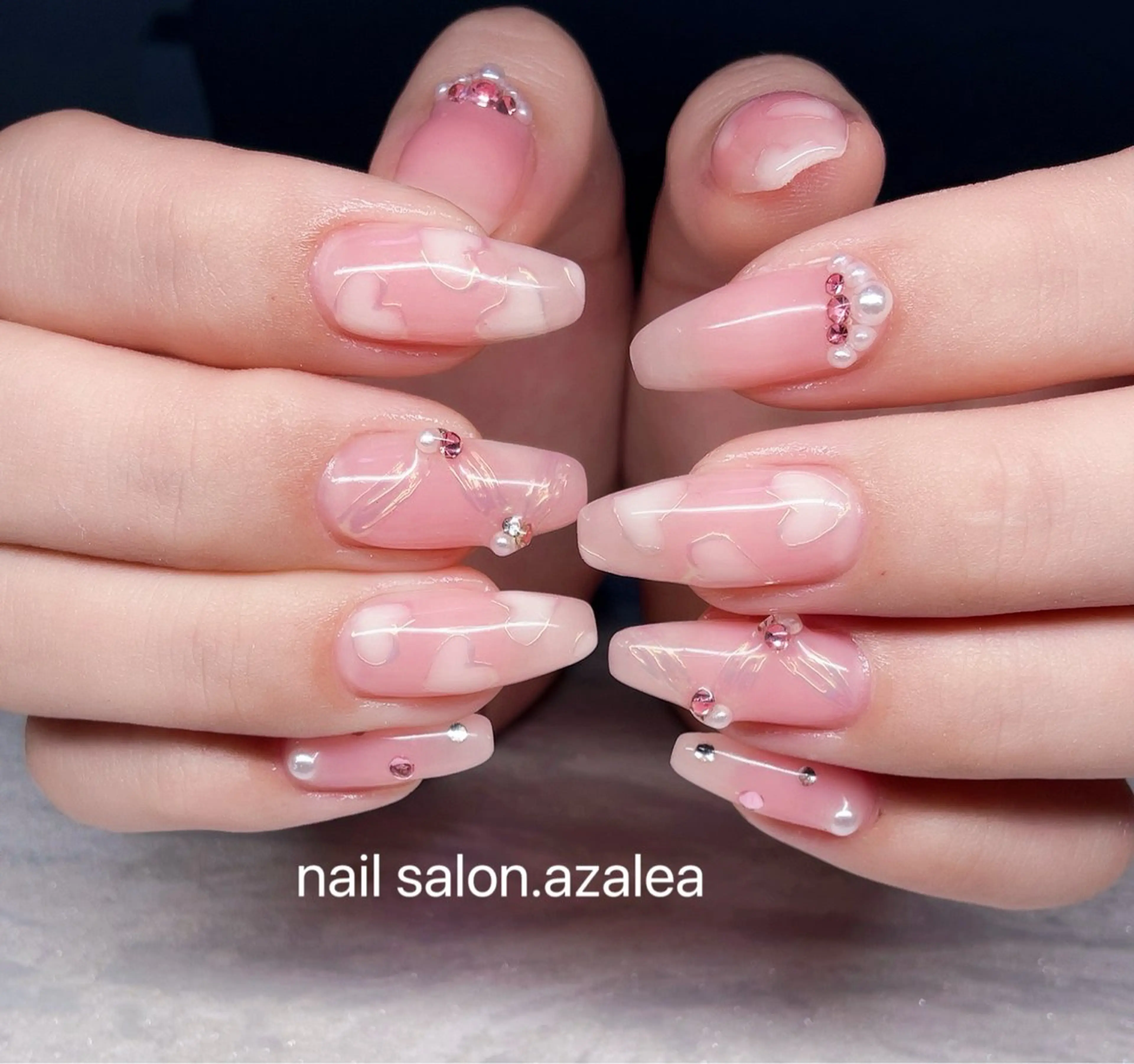 ネイル ハンドネイル R inのネイルデザイン