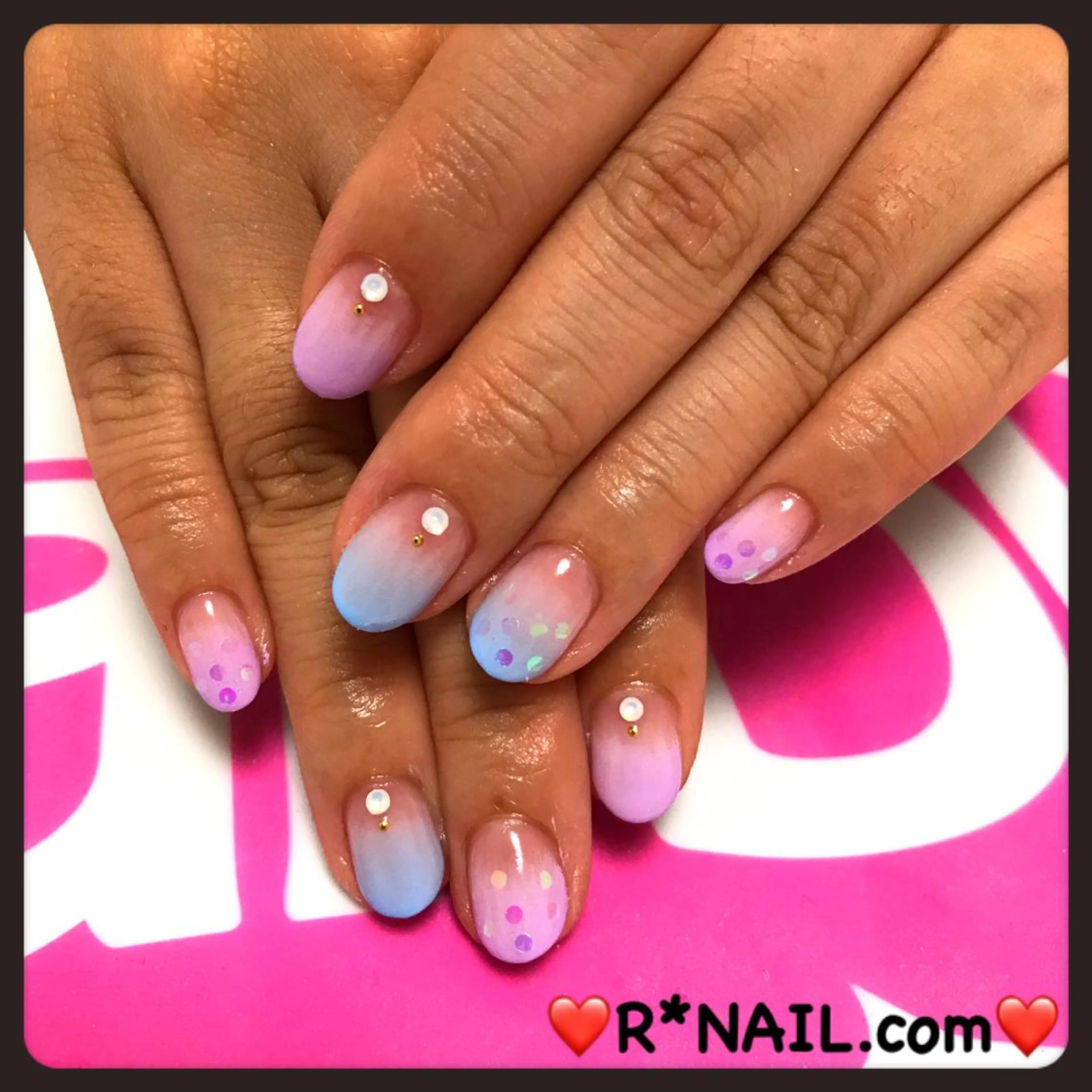 ミディアム キッズ ネイル パープルカラー ブルー グラデーション パープル R*NAIL .comのネイルデザイン