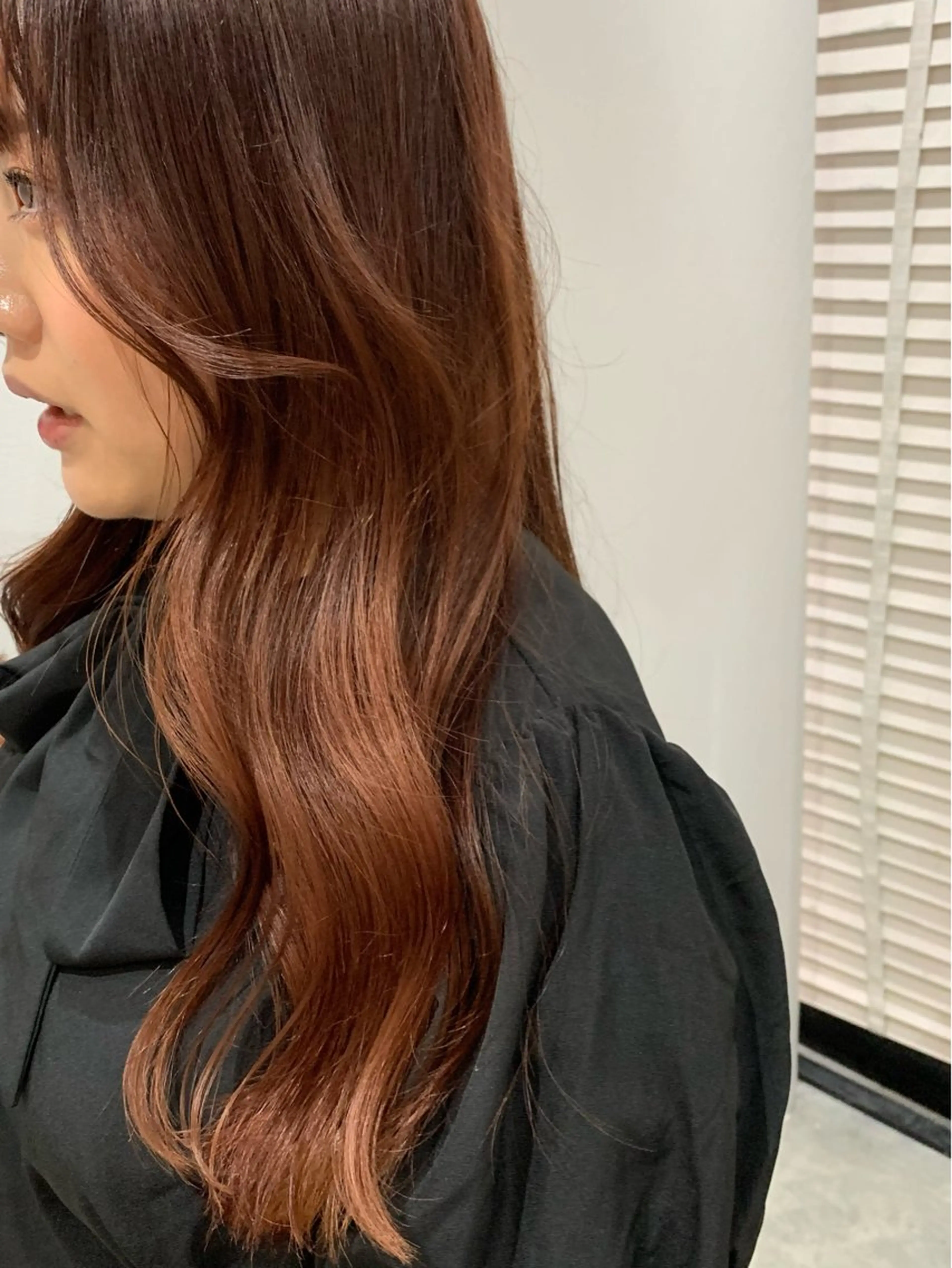 ロング ピンクブラウン ヘアカラー LITTLE _KATOのヘアスタイル