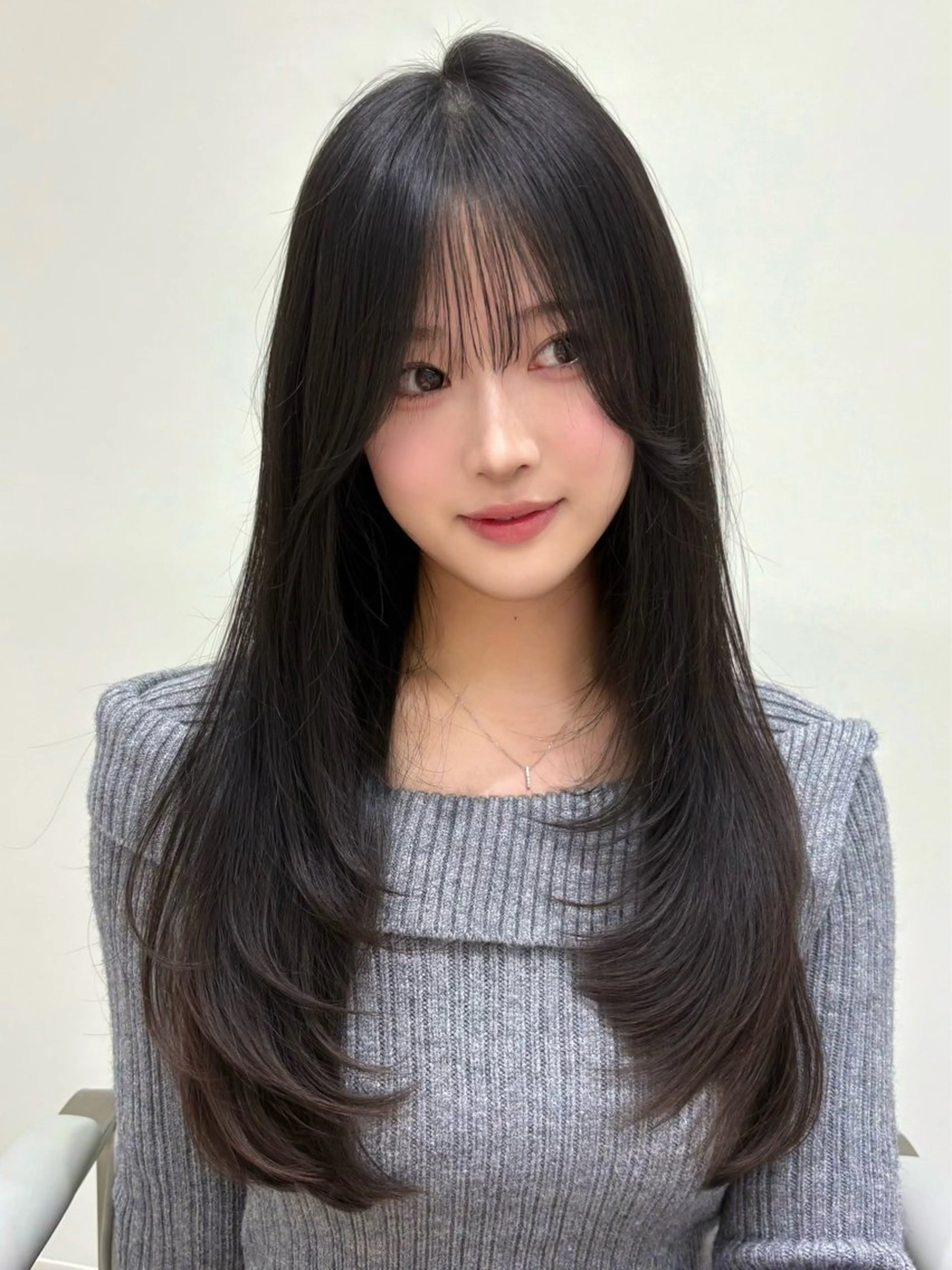 ロング レイヤーカット ロング 小顔カット カット ヘアカラー PULSE yokohama所属・タッセルボブ/韓国 レイヤー/髪質改善のヘアスタイル