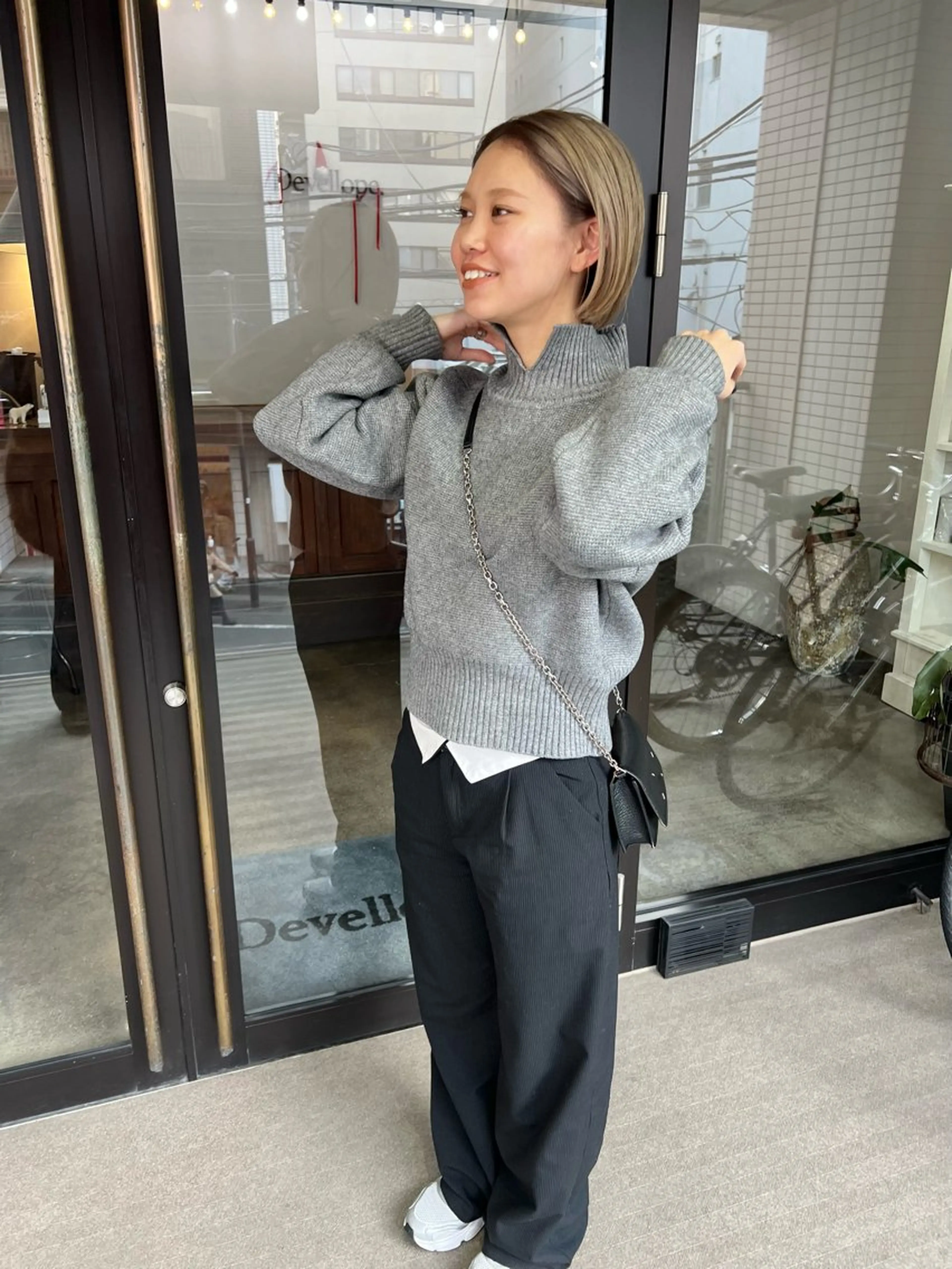 ショート カラー ベージュカラー ブリーチ ブロンド ブロンドベージュ ケアブリーチ カット ヘアカラー 千葉 郁也のヘアスタイル