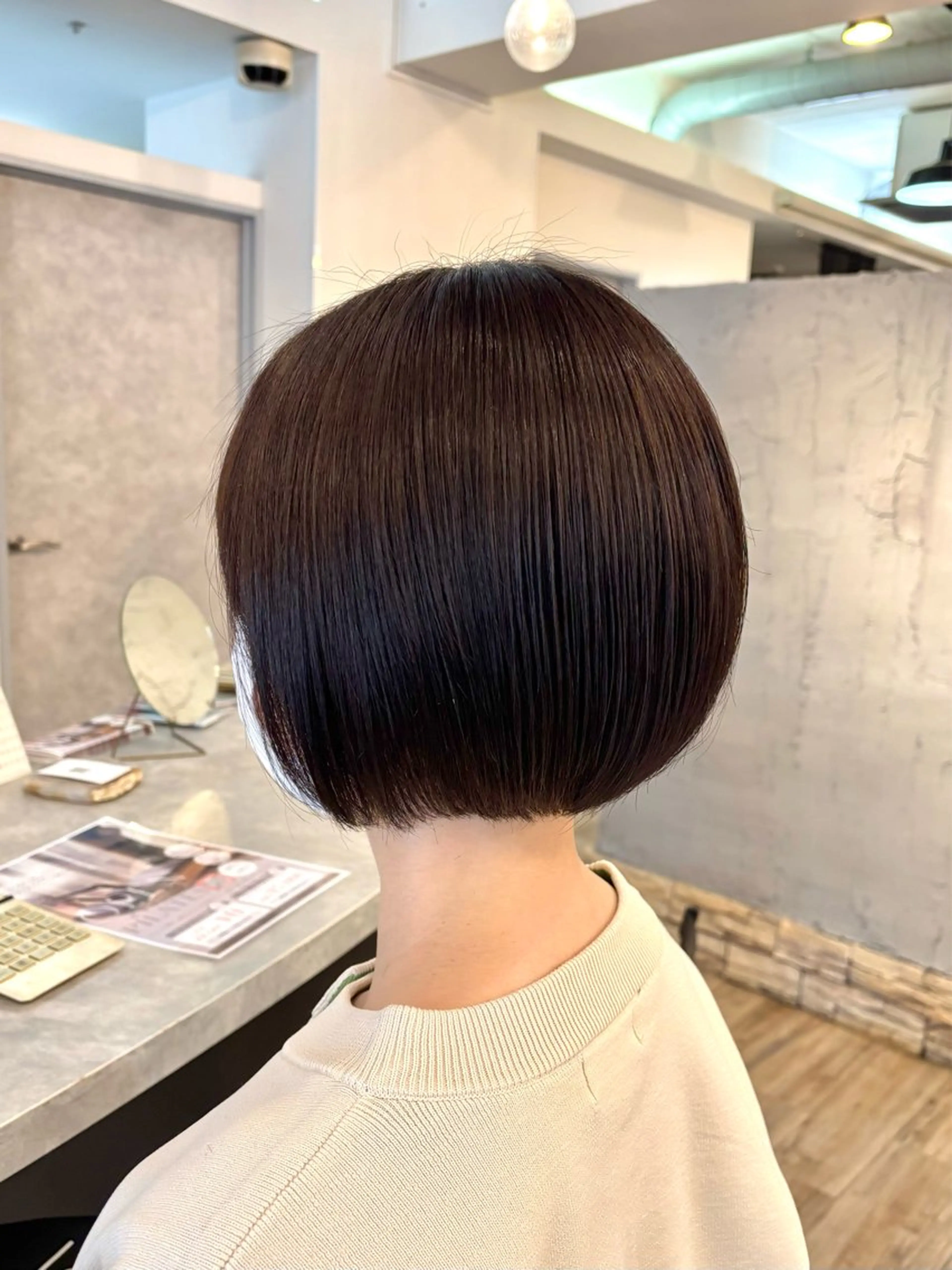 ショート カット 縮毛矯正 VISAGE ba.sk 金子詩帆のヘアスタイル