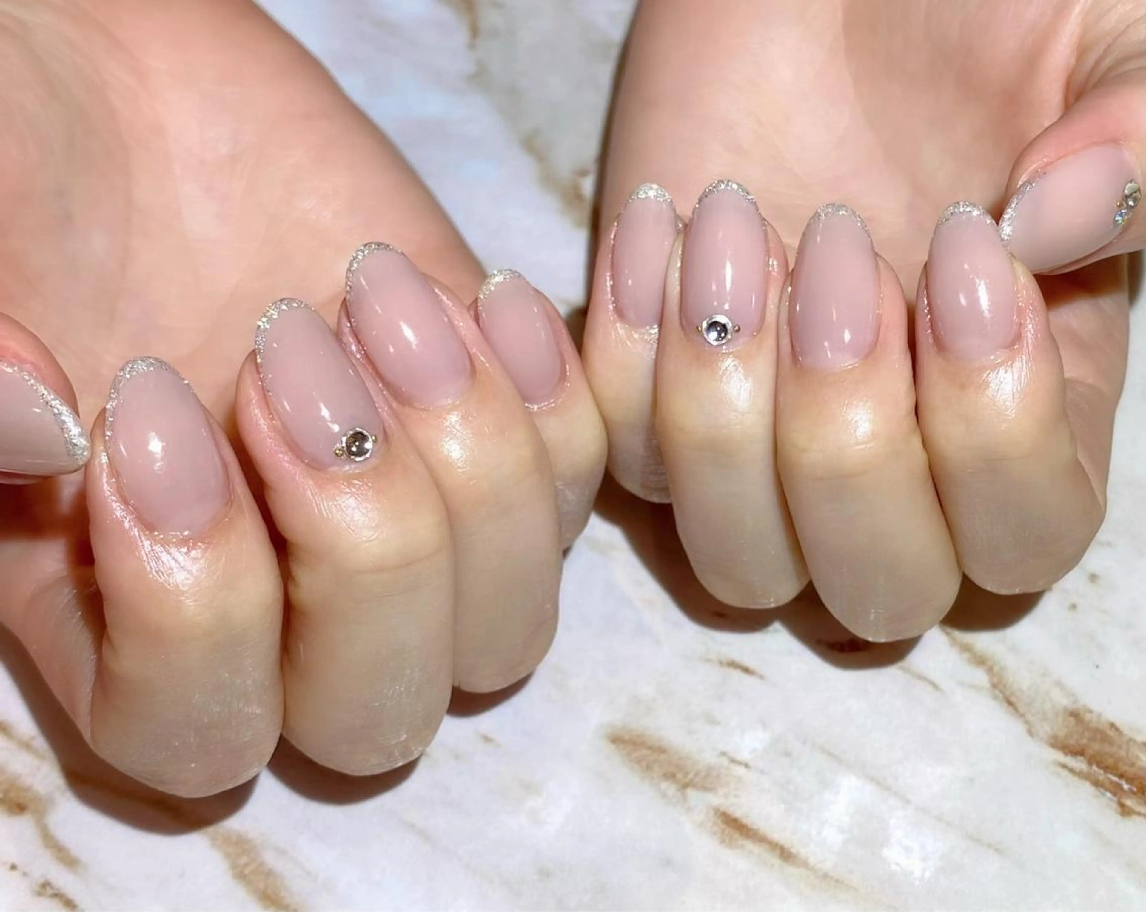 ネイル ラメ(グリッター) ストーンネイル Lino+ ネイル&よもぎ蒸しのネイルデザイン