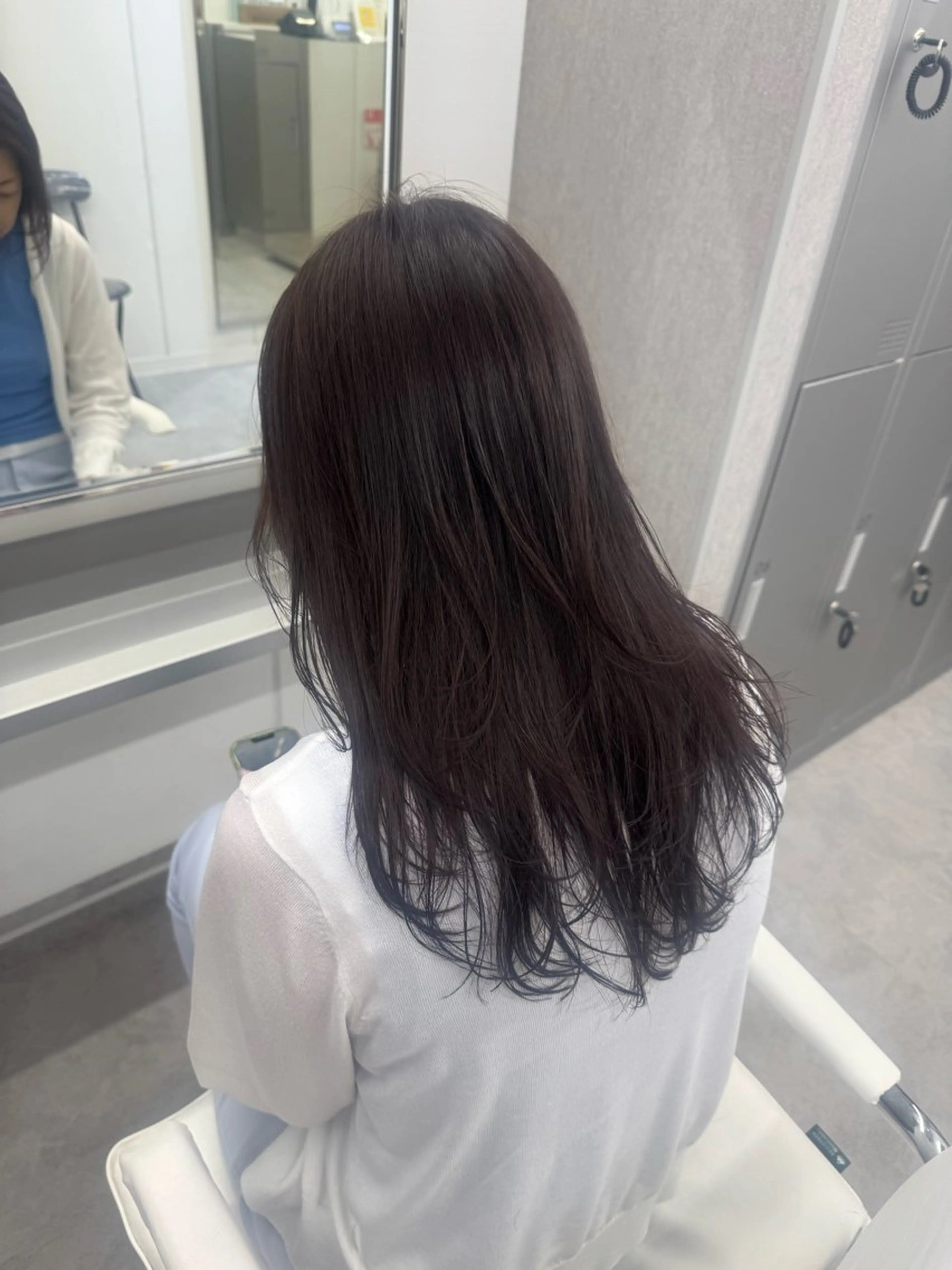 ミディアム レイヤーカット カット ヘアカラー 🕯コバ/レイヤー/ 美髪縮毛🕯のヘアスタイル