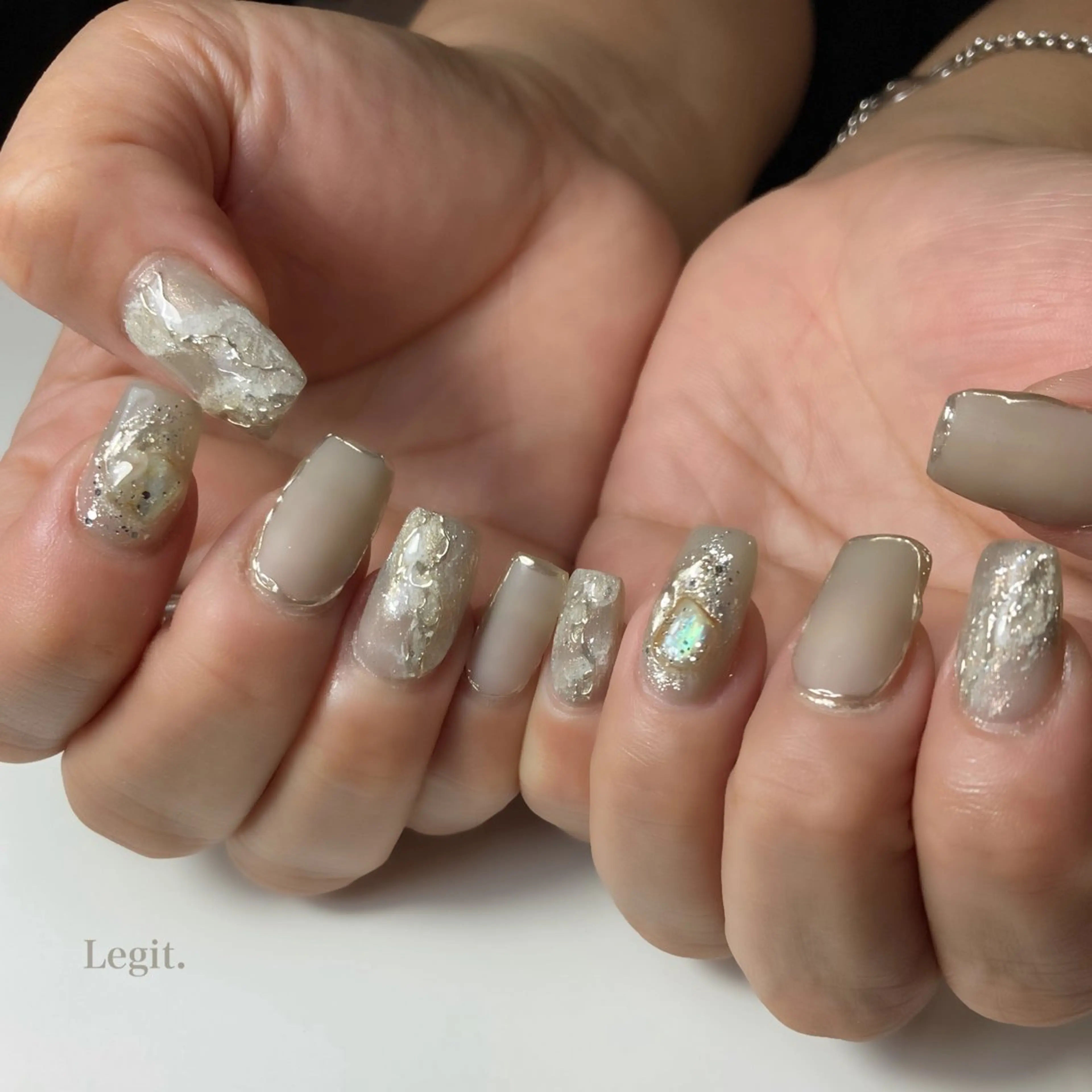 ネイル Legit nail salonのネイルデザイン
