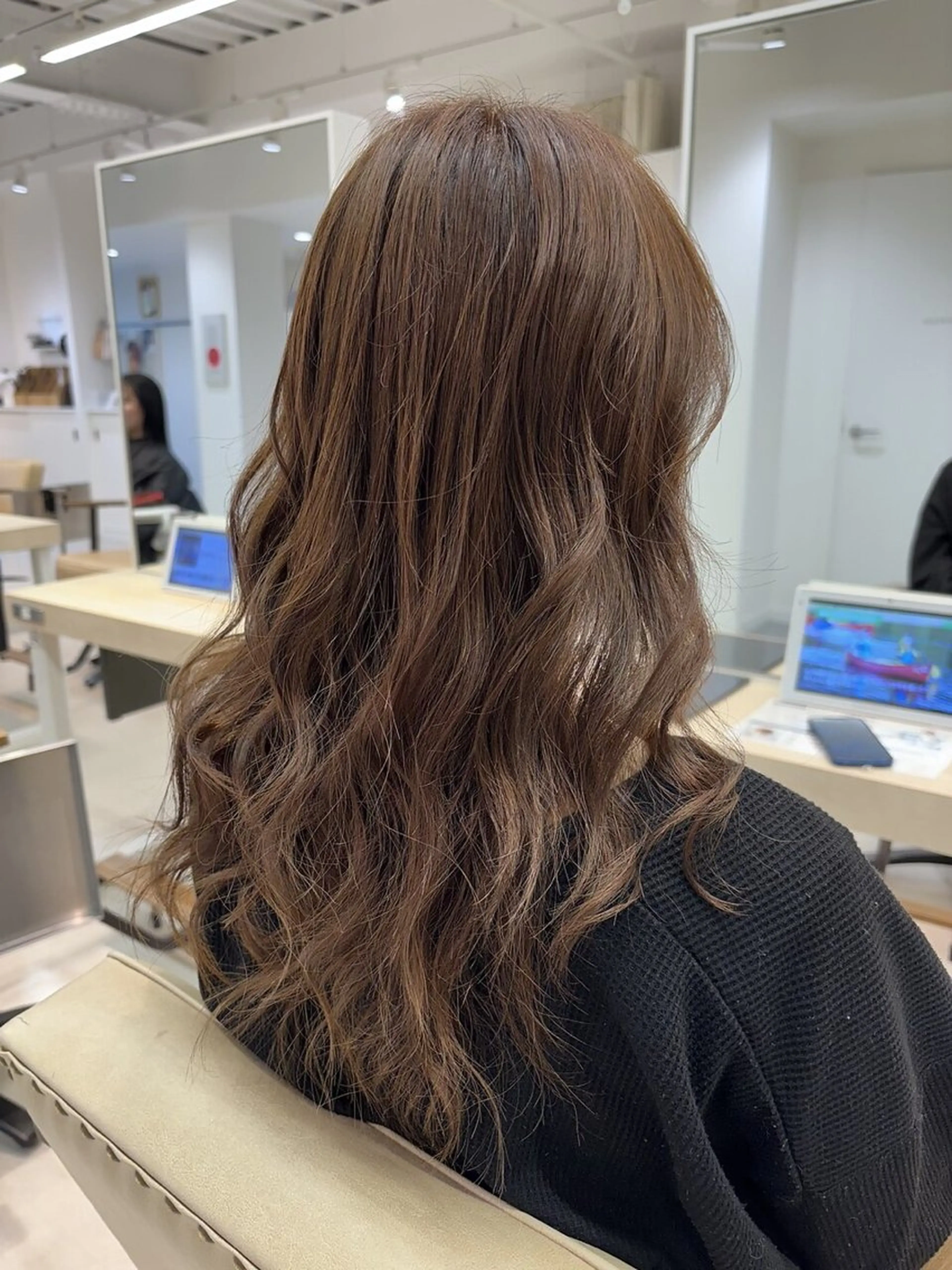 セミロング パーマ セミロングパーマ レイヤーカット デジタルパーマ カット パーマ ニュアンスパーマ/ フェザー/マッシュのヘアスタイル