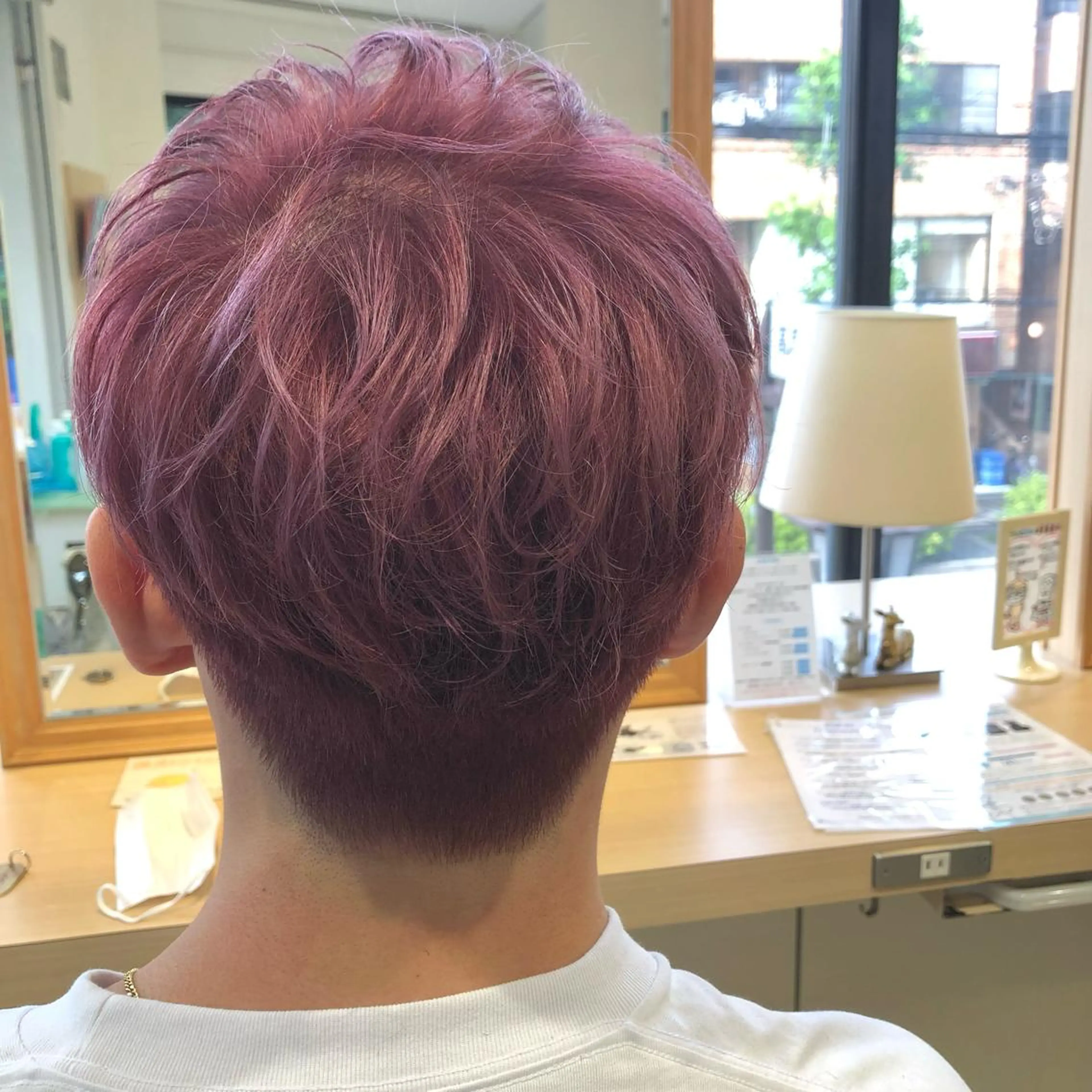 ショート カラー メンズ ピンクカラー カット ヘアカラー トリートメント 低ダメージ施術/ 🐮牛木 史裕🐮のヘアスタイル