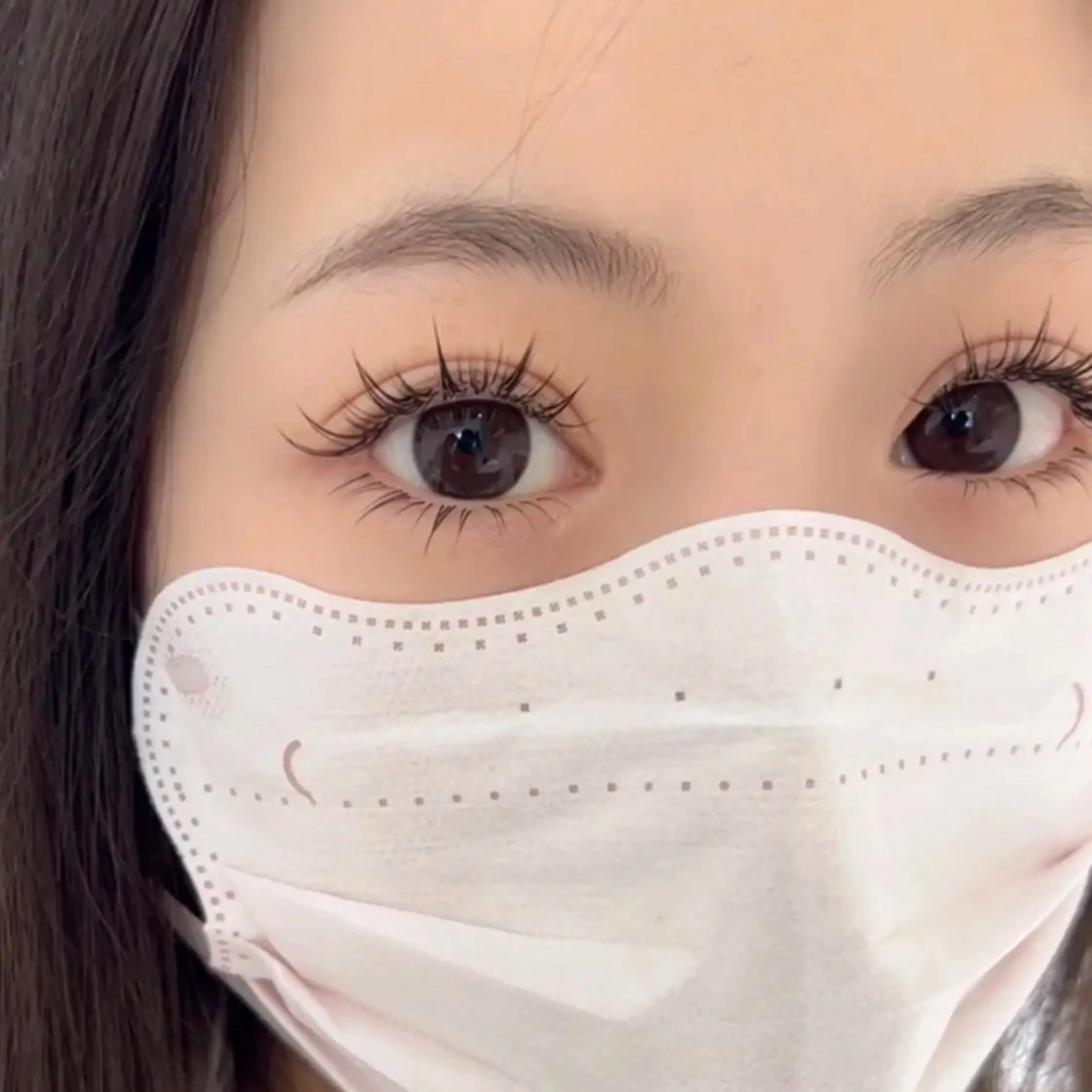 マツエク・マツパ 束感まつ毛 カラーマツエク フラットラッシュ パリジェンヌラッシュリフト まつげパーマ ミユ 横浜のマツエク・マツパデザイン