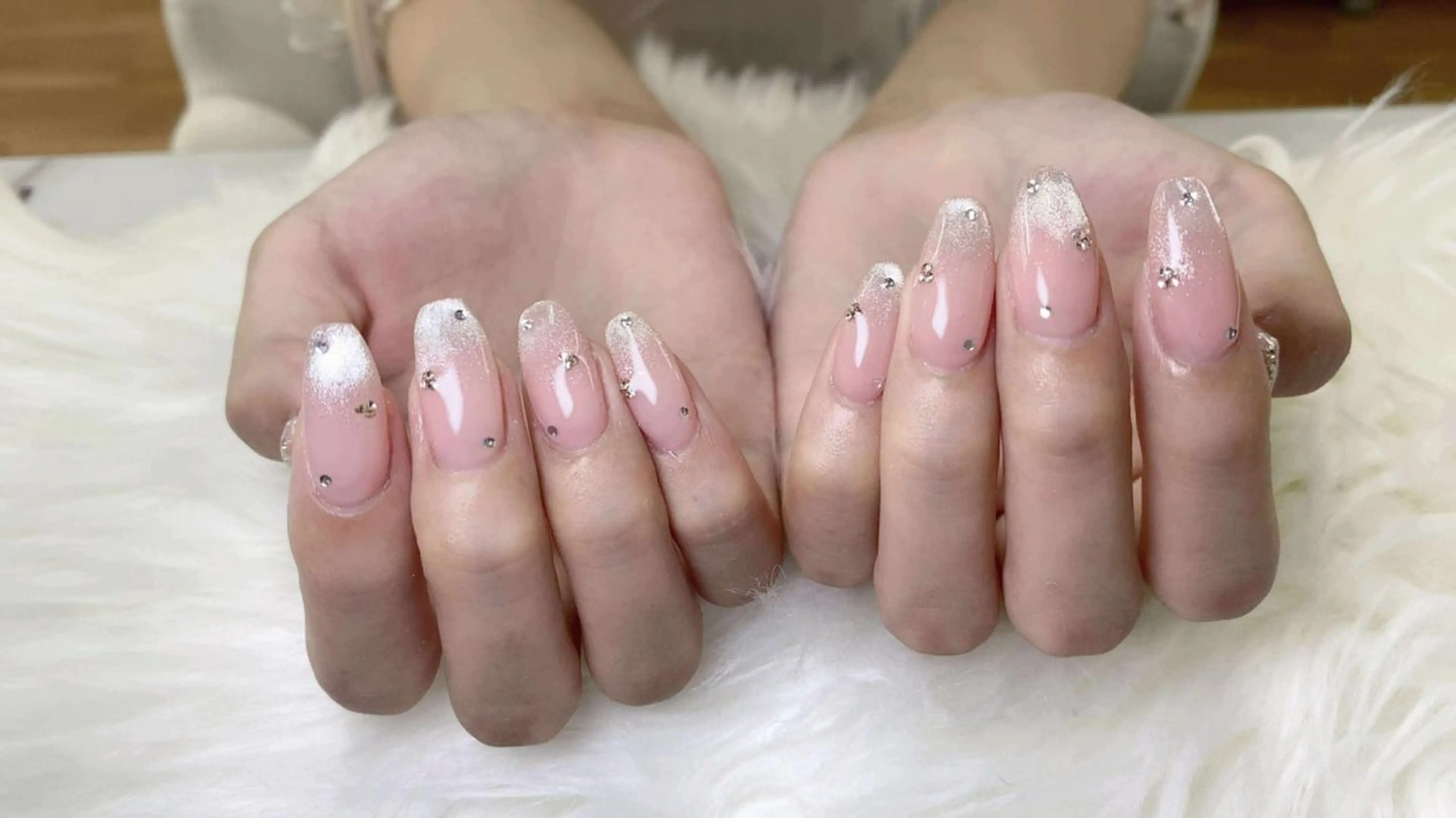 ネイル ハンドネイル ハンドケア Hara Nail 【パラジェル使用】のネイルデザイン