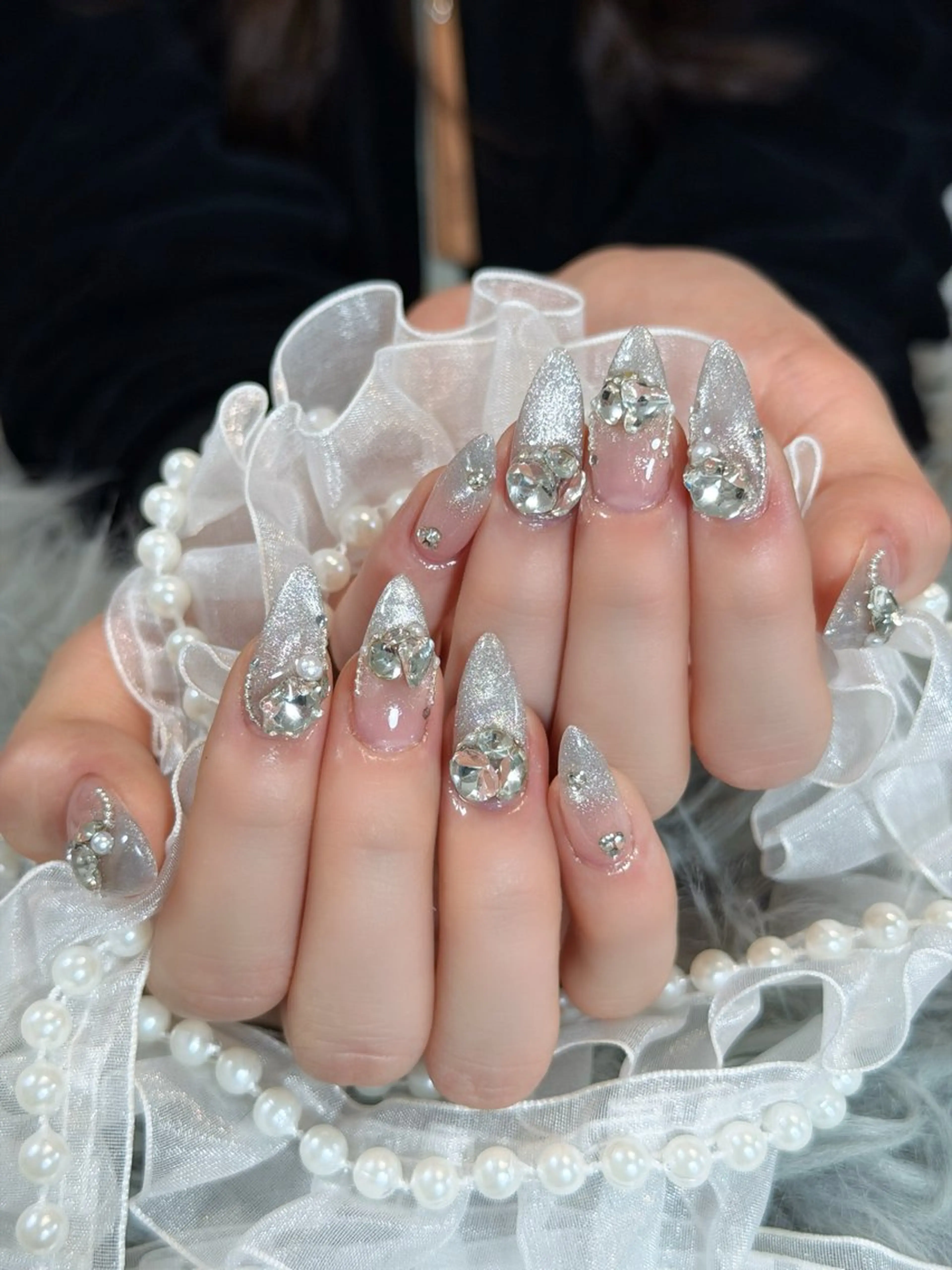 ネイル フレンチネイル ジェルネイル キラキラネイル 韓国ネイル マグネットネイル ハンドネイル Julli NailStudioのネイルデザイン