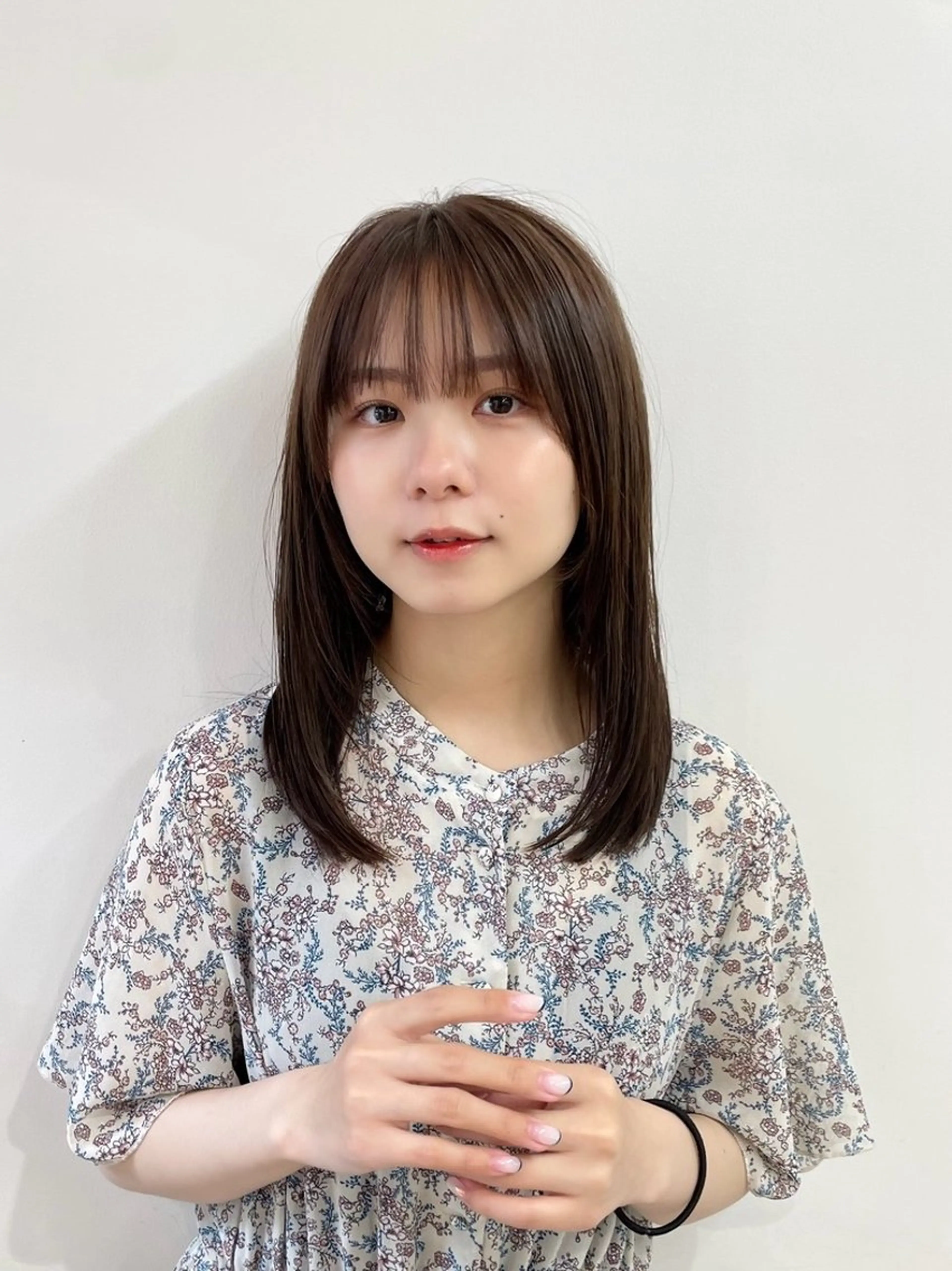 ミディアム カラー ベージュカラー レイヤーカット ❤️ショートカット ・顔周りカット❤️のヘアスタイル