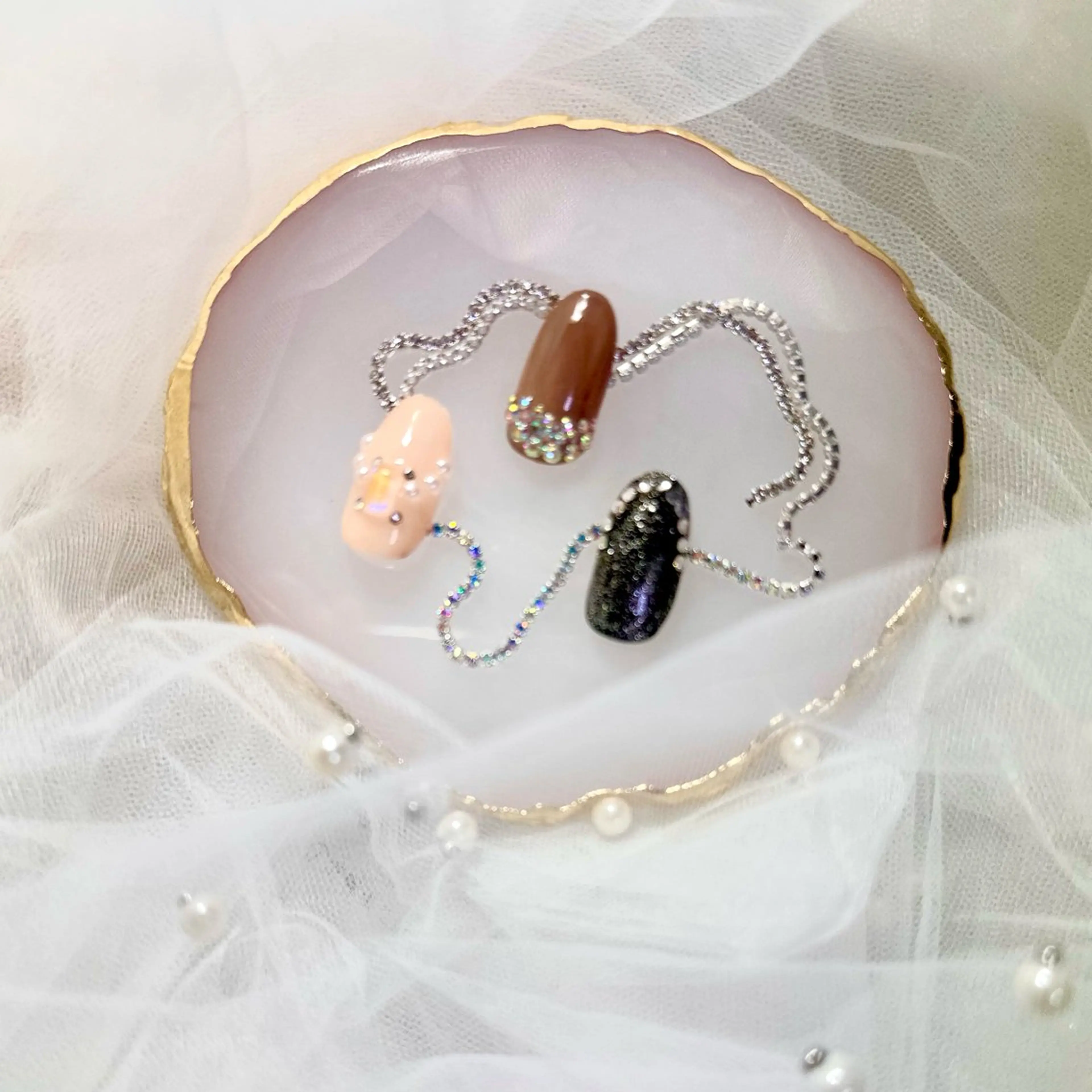 ネイル キラキラネイル ストーンネイル Yuki Takahamaのネイルデザイン