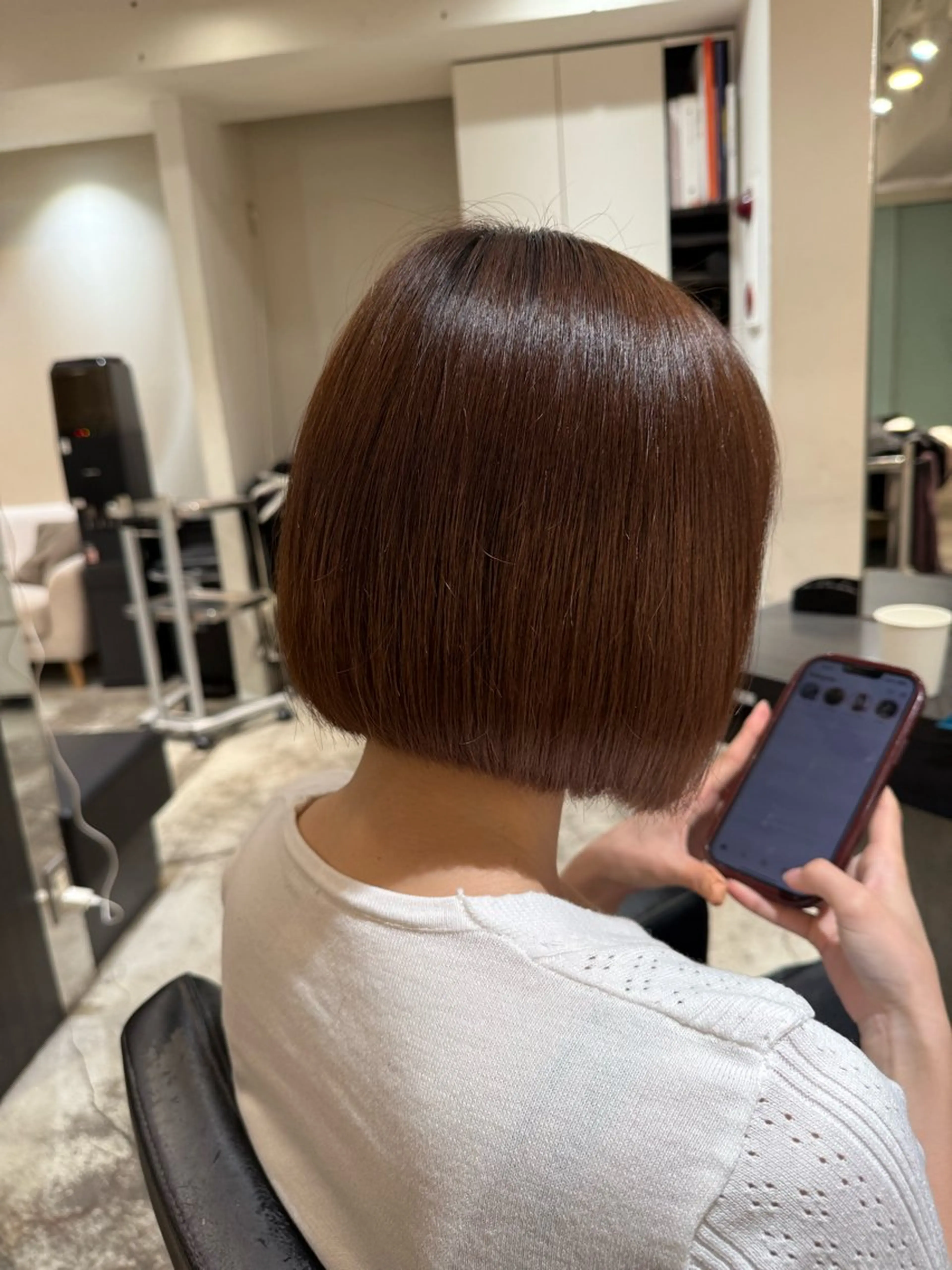 ショート ボブ 🌈レイヤーカット/ ハイトーン🌈タクマのヘアスタイル