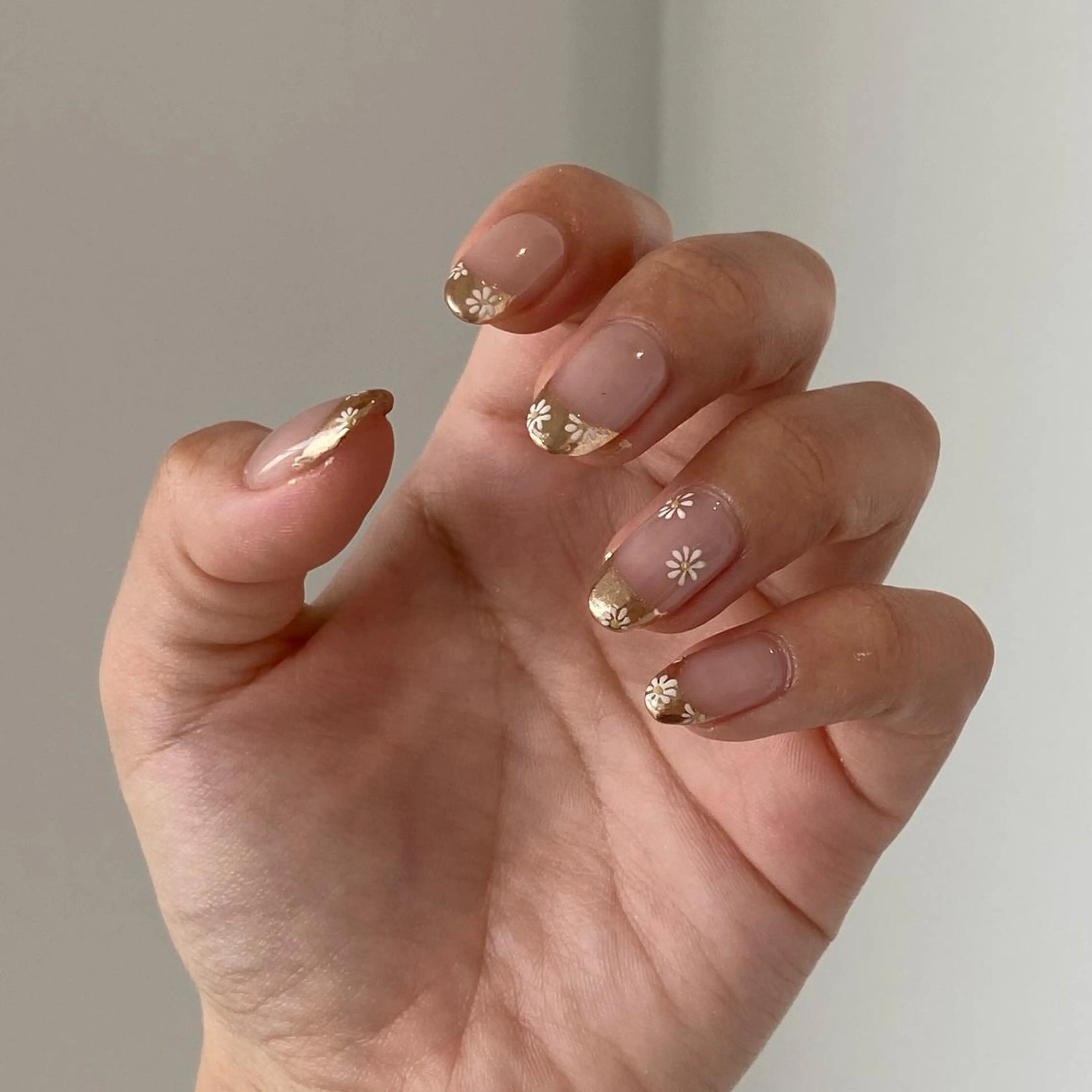 ネイル フレンチネイル ミラーネイル 春ネイル nail salon ayanaのネイルデザイン